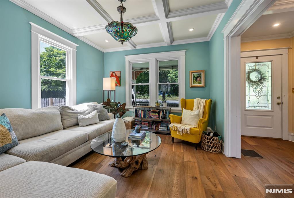 50 E Grand Avenue
