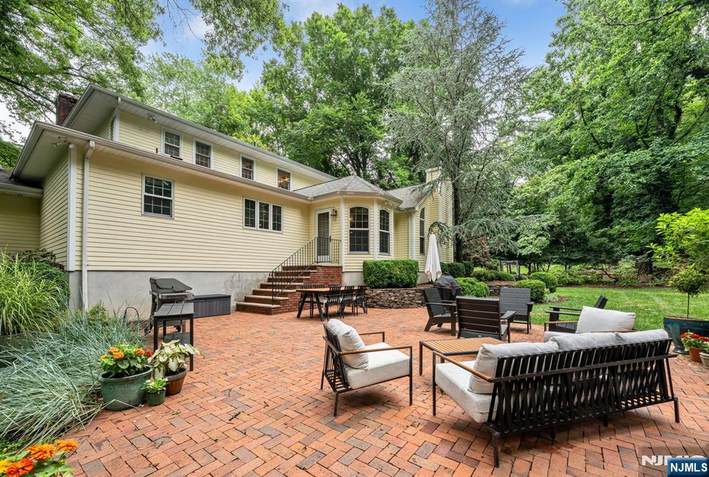 503 Mark Road