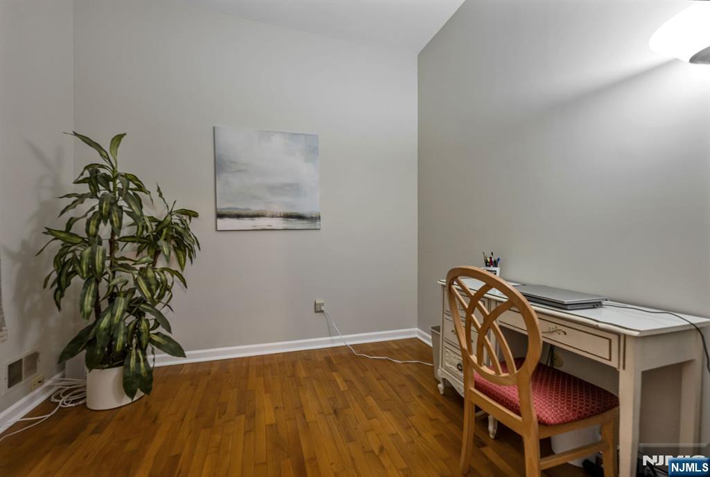 27 Cobblestone Lane