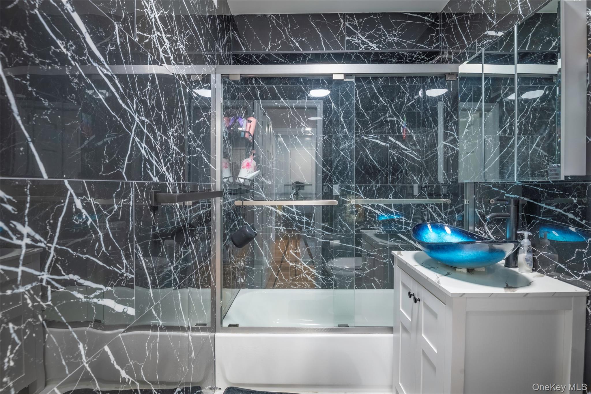 103-02 42nd Avenue Unit: 4D