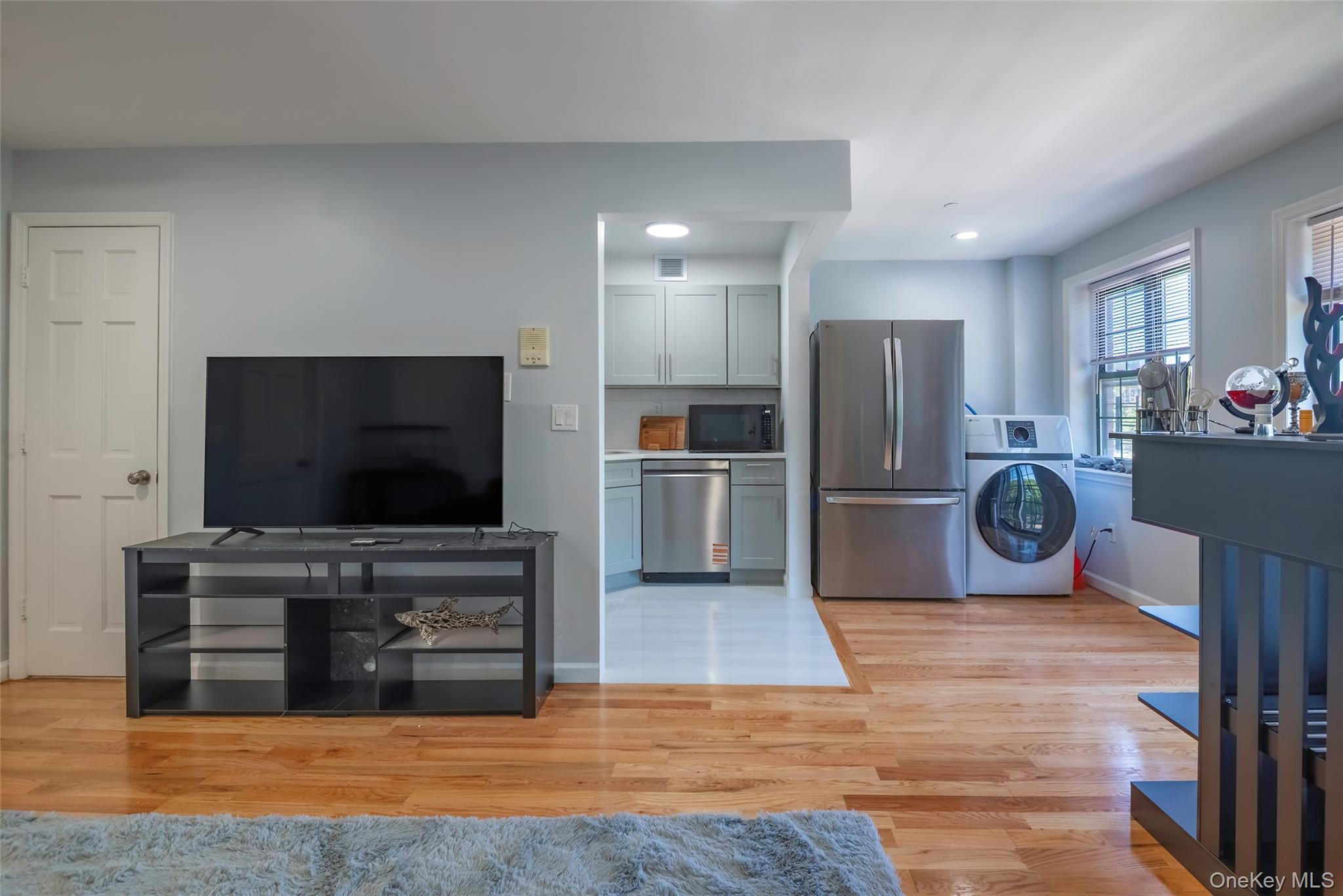 103-02 42nd Avenue Unit: 4D