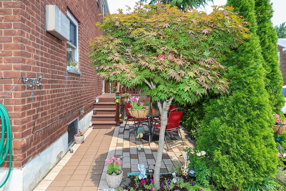 247-28 76th Avenue Unit: A