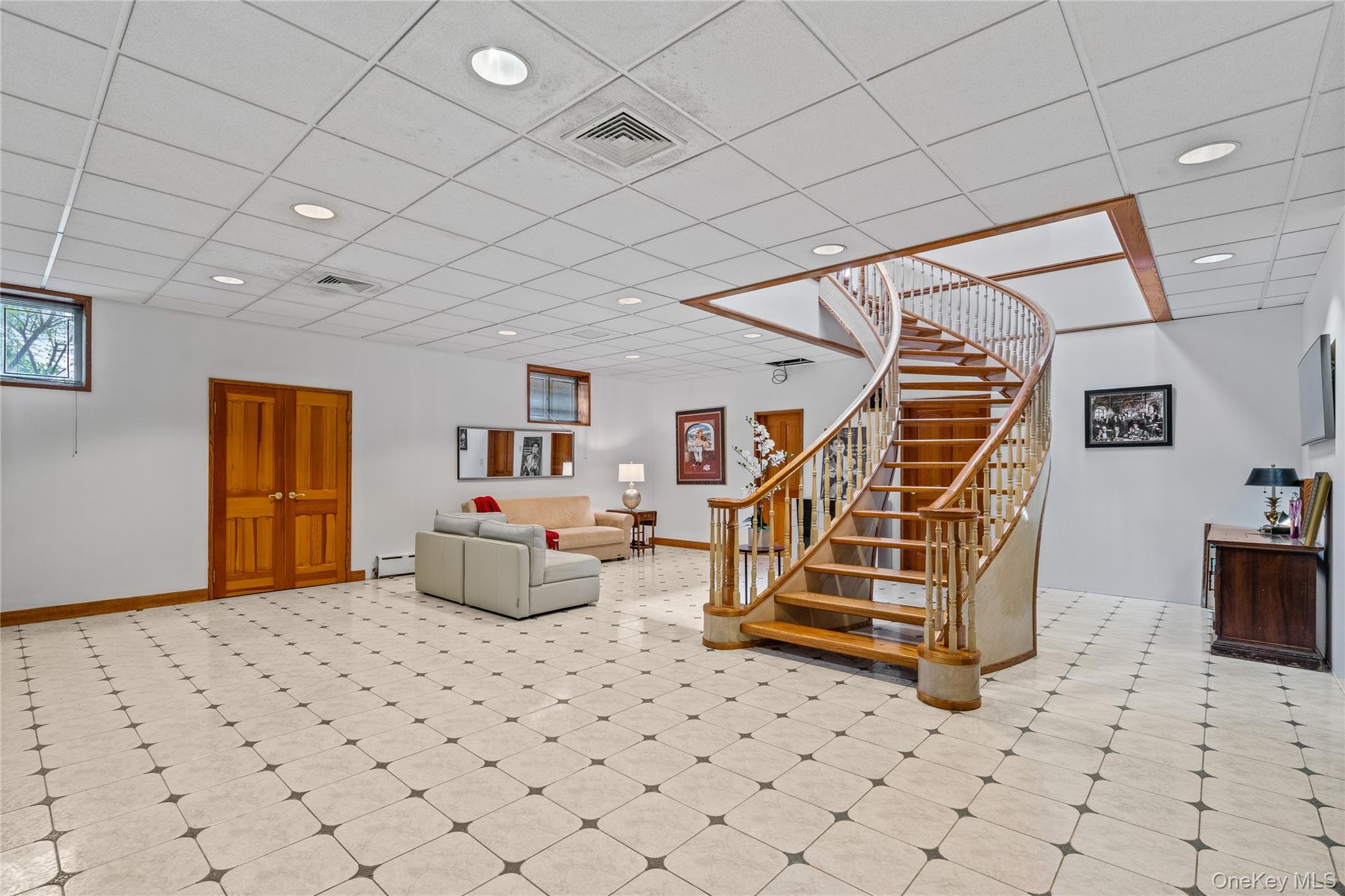 6 Summit Place