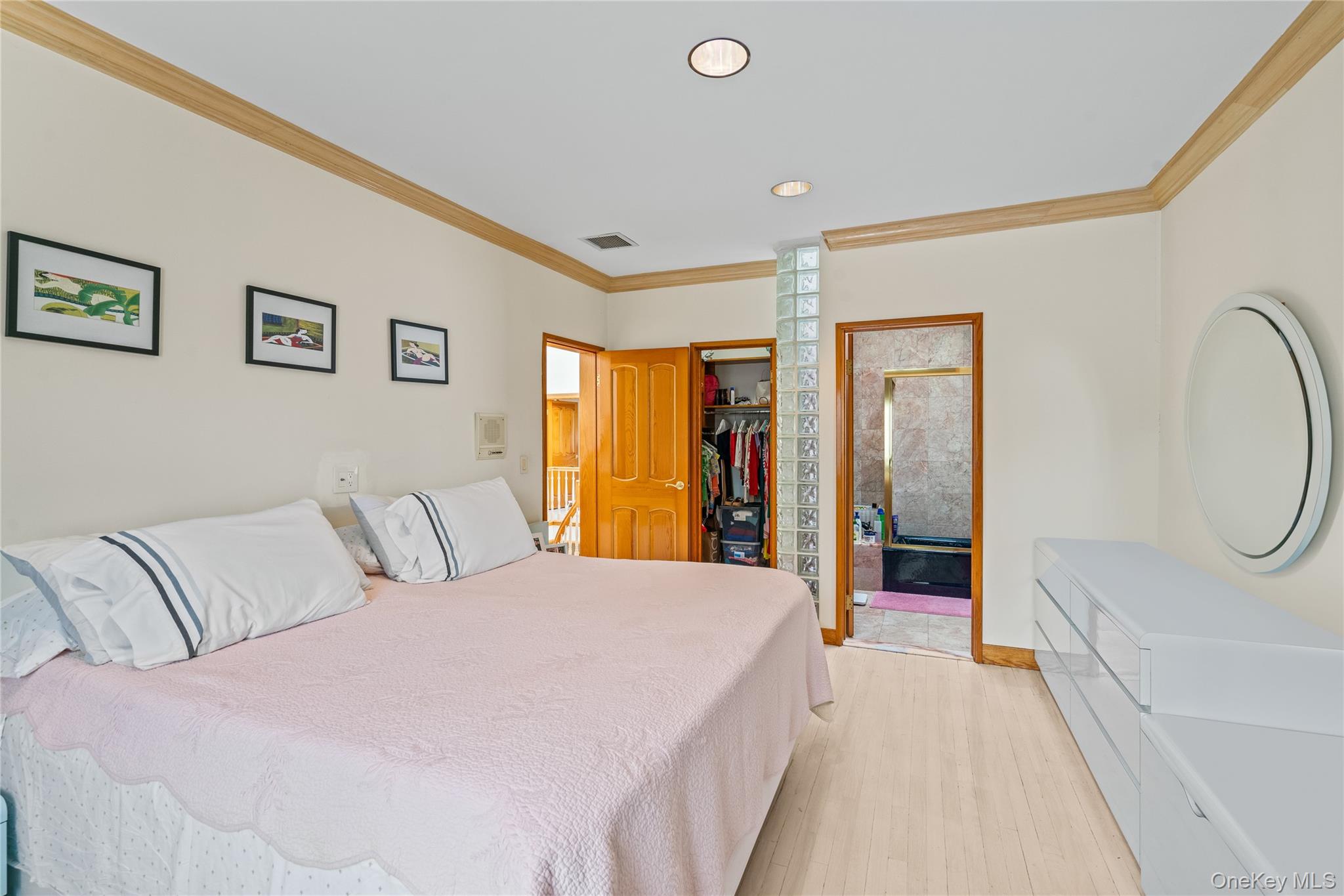 6 Summit Place