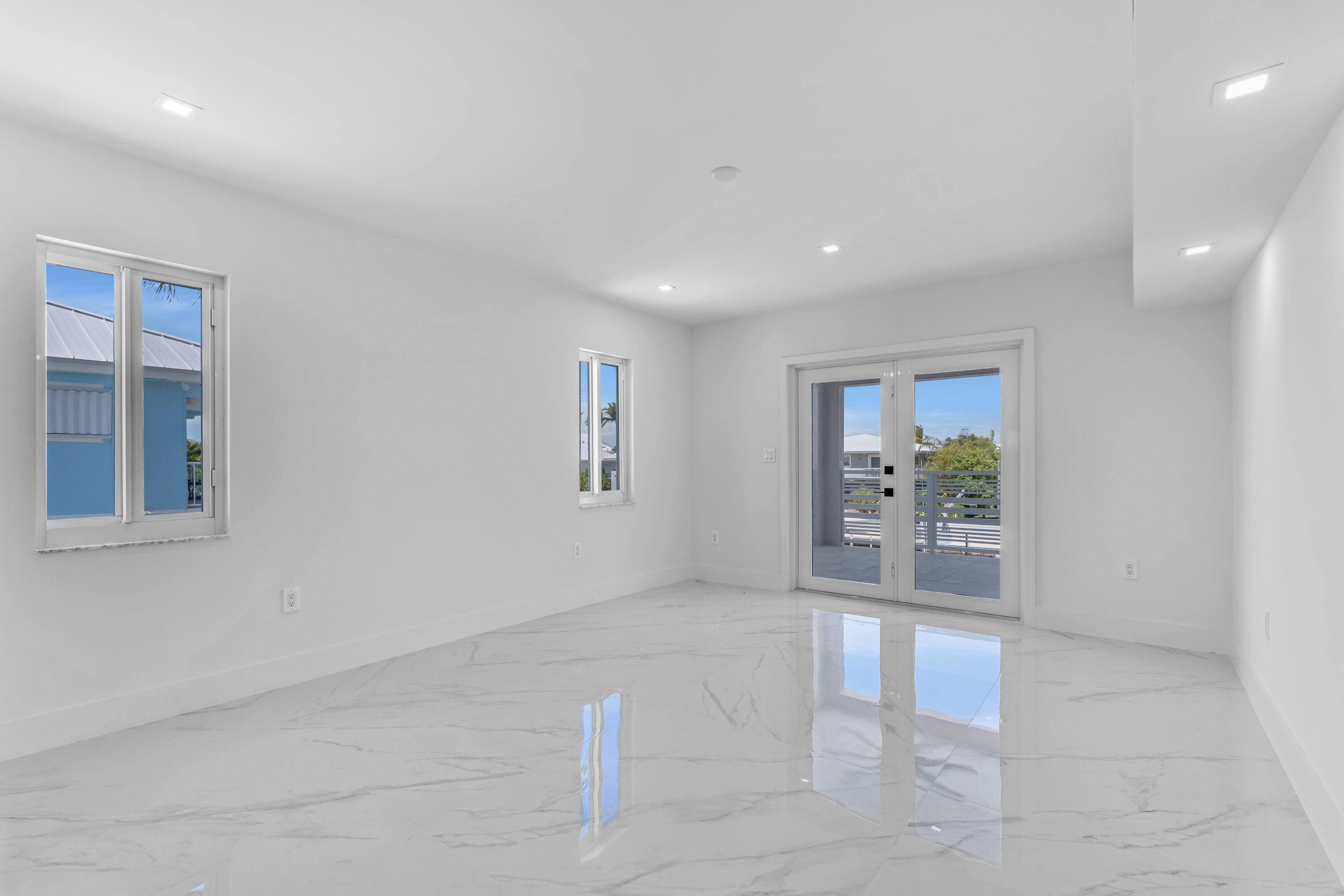 418 Laguna Avenue
