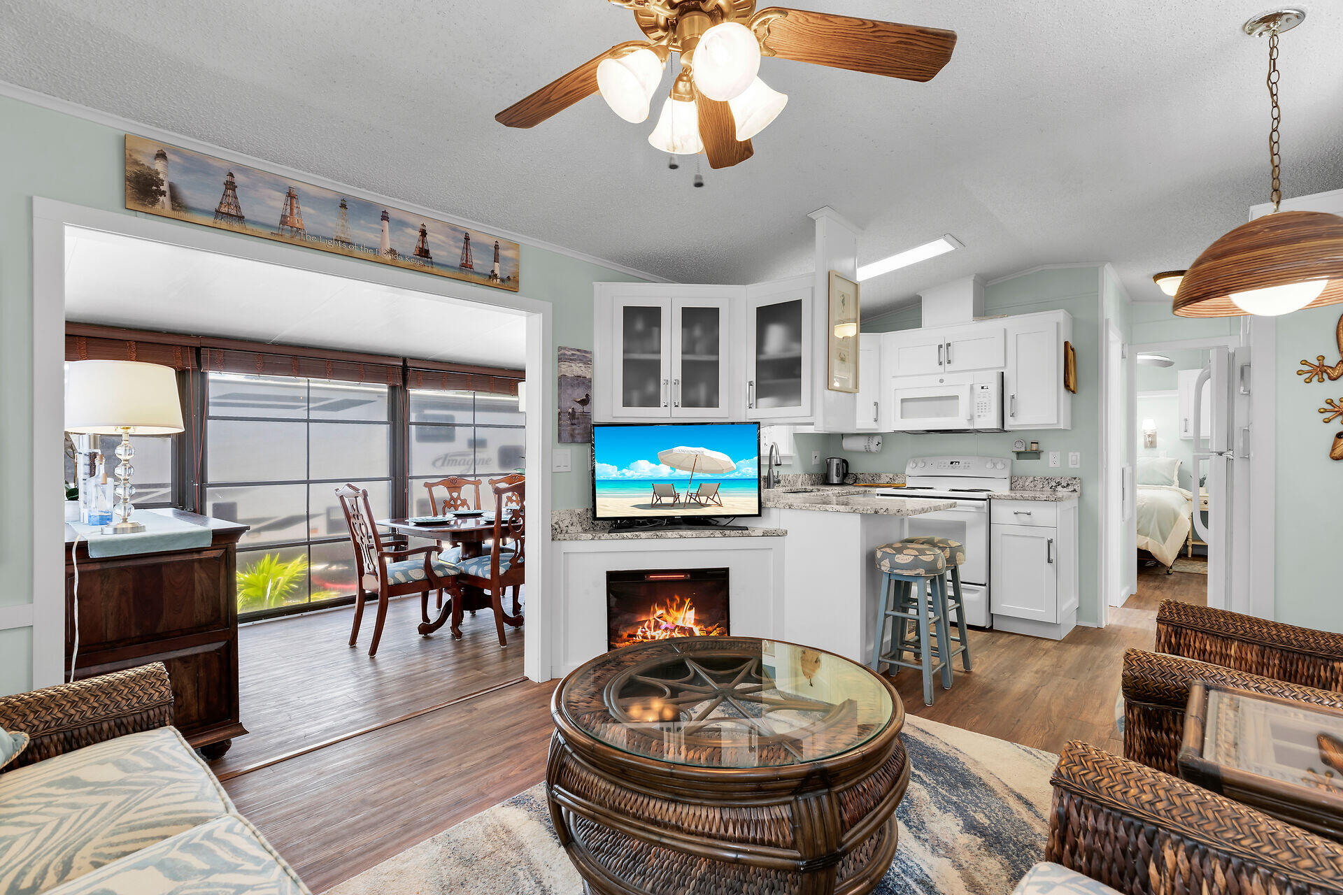 101551 Overseas Highway 113