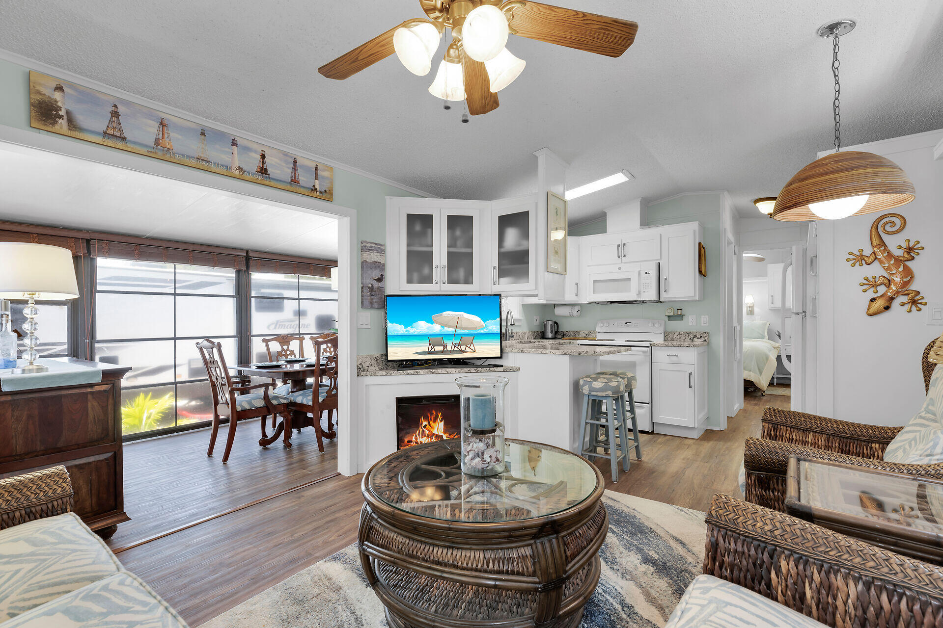101551 Overseas Highway 113