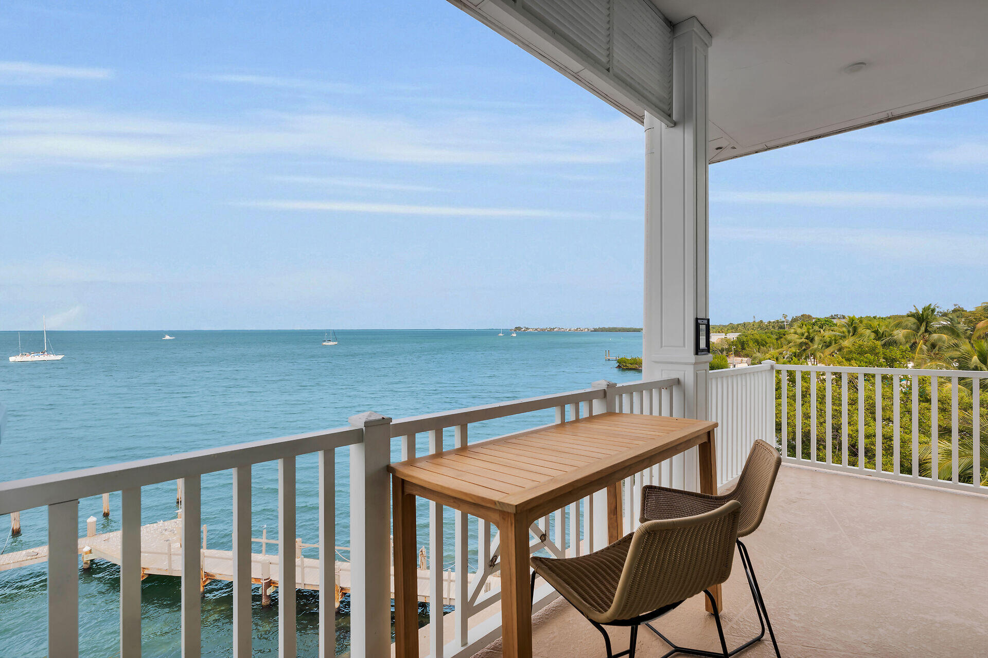 104000 Overseas Highway 5-3