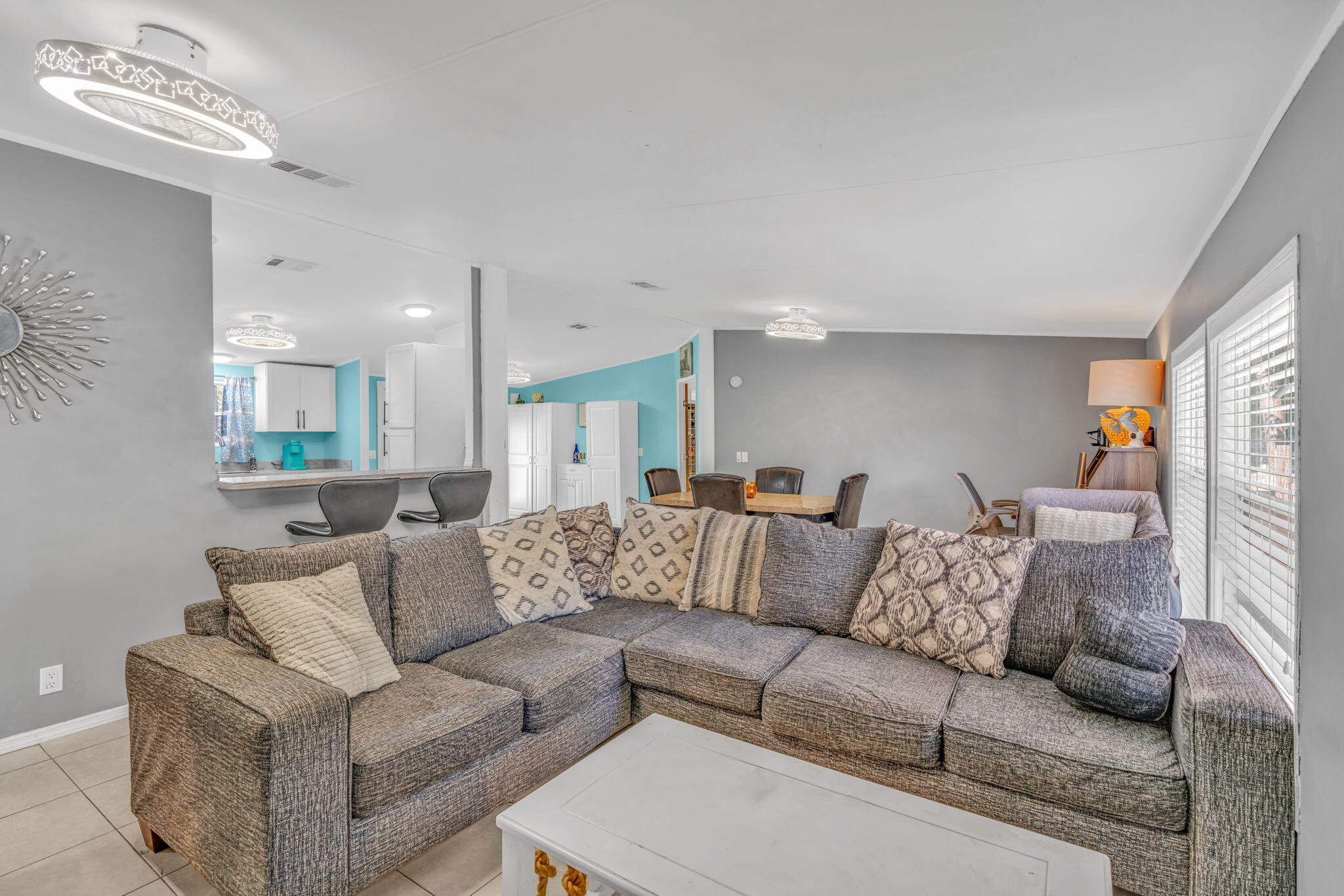 2 Oakwood Avenue