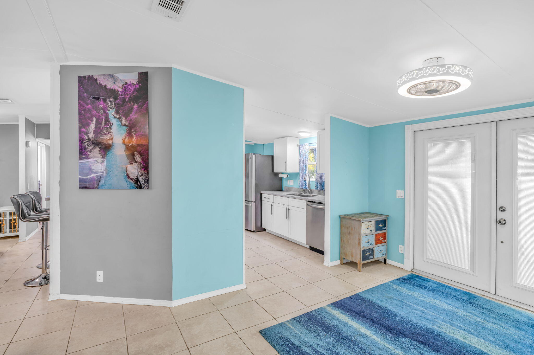 2 Oakwood Avenue