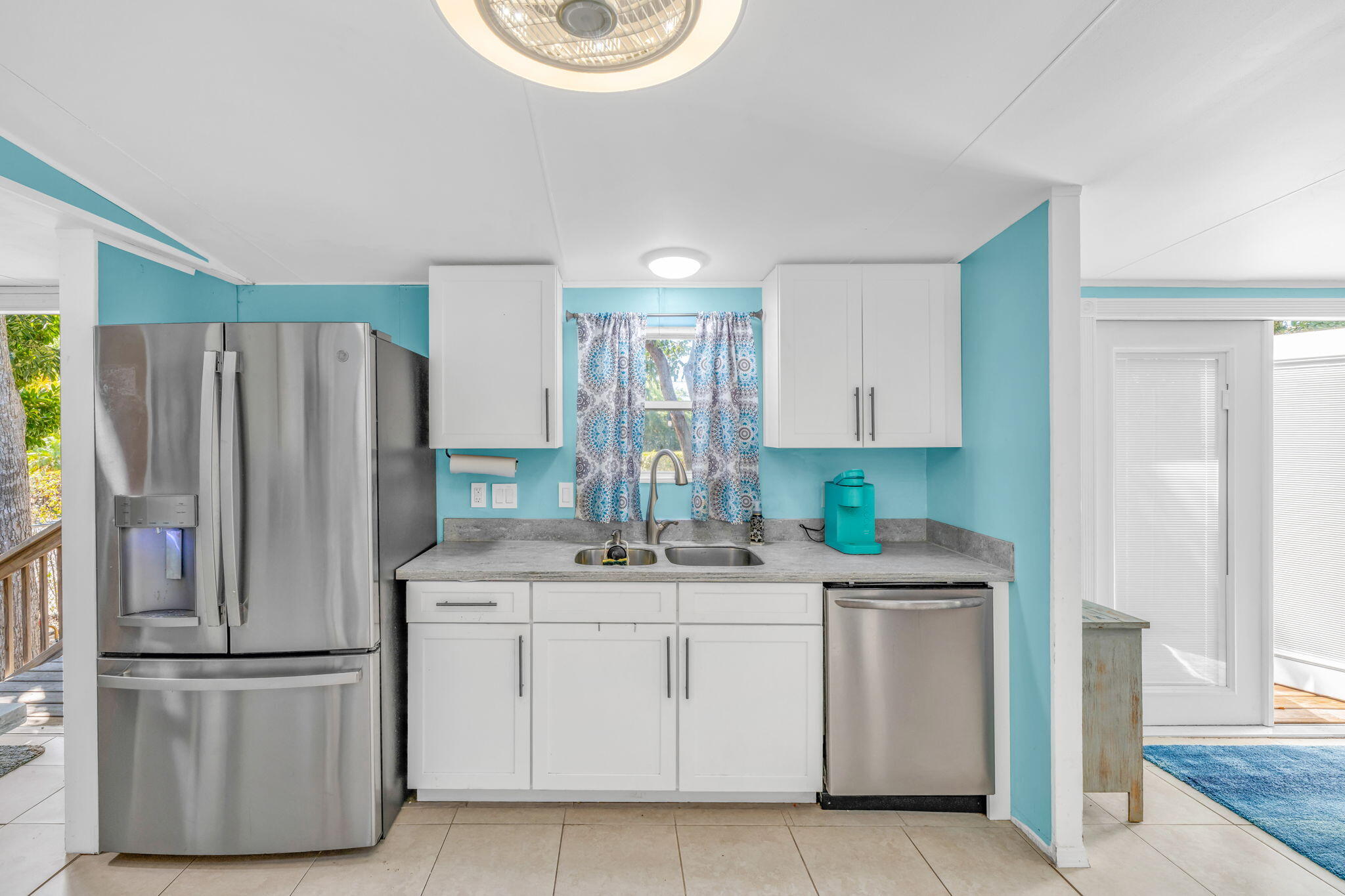 2 Oakwood Avenue