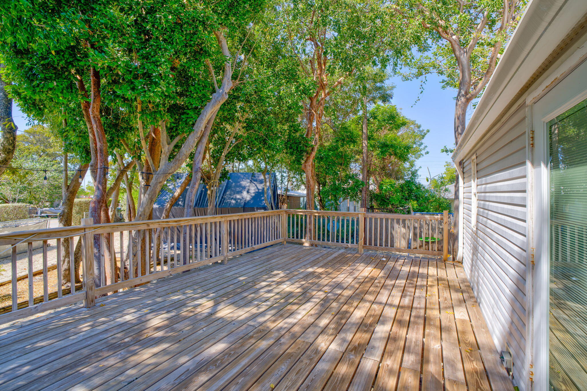 2 Oakwood Avenue