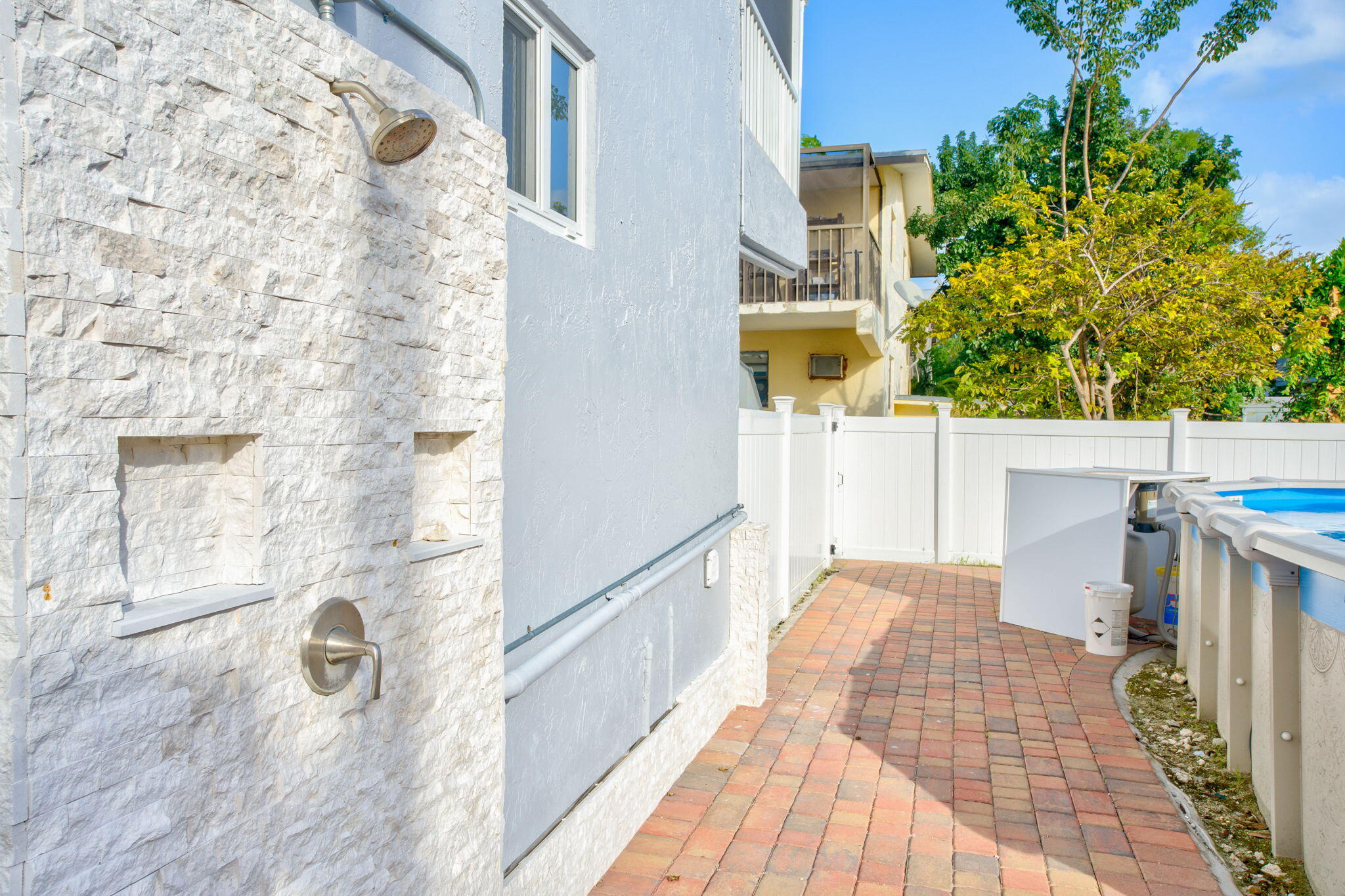 15 Garden Cove Drive