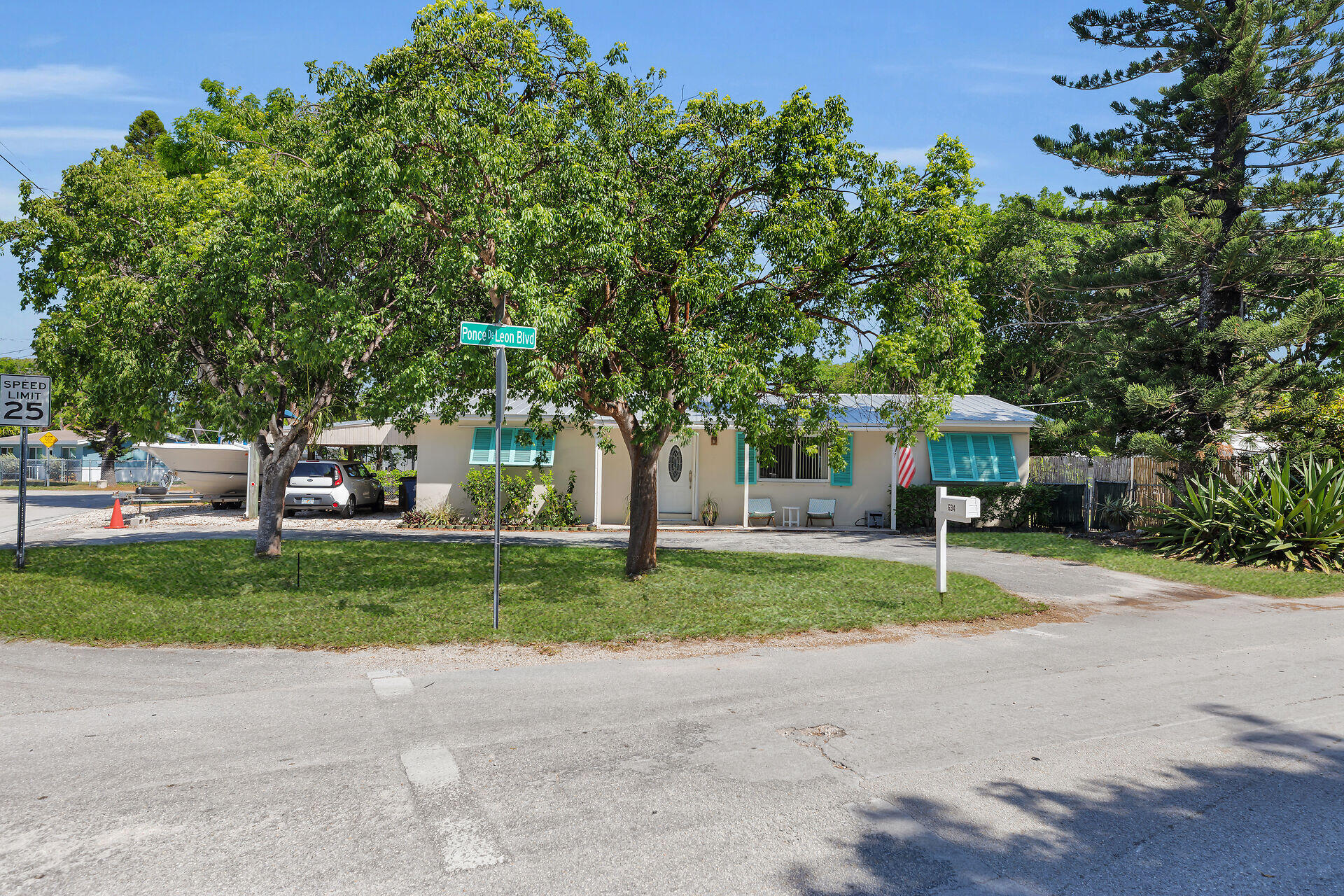 634 ponce de leon Boulevard