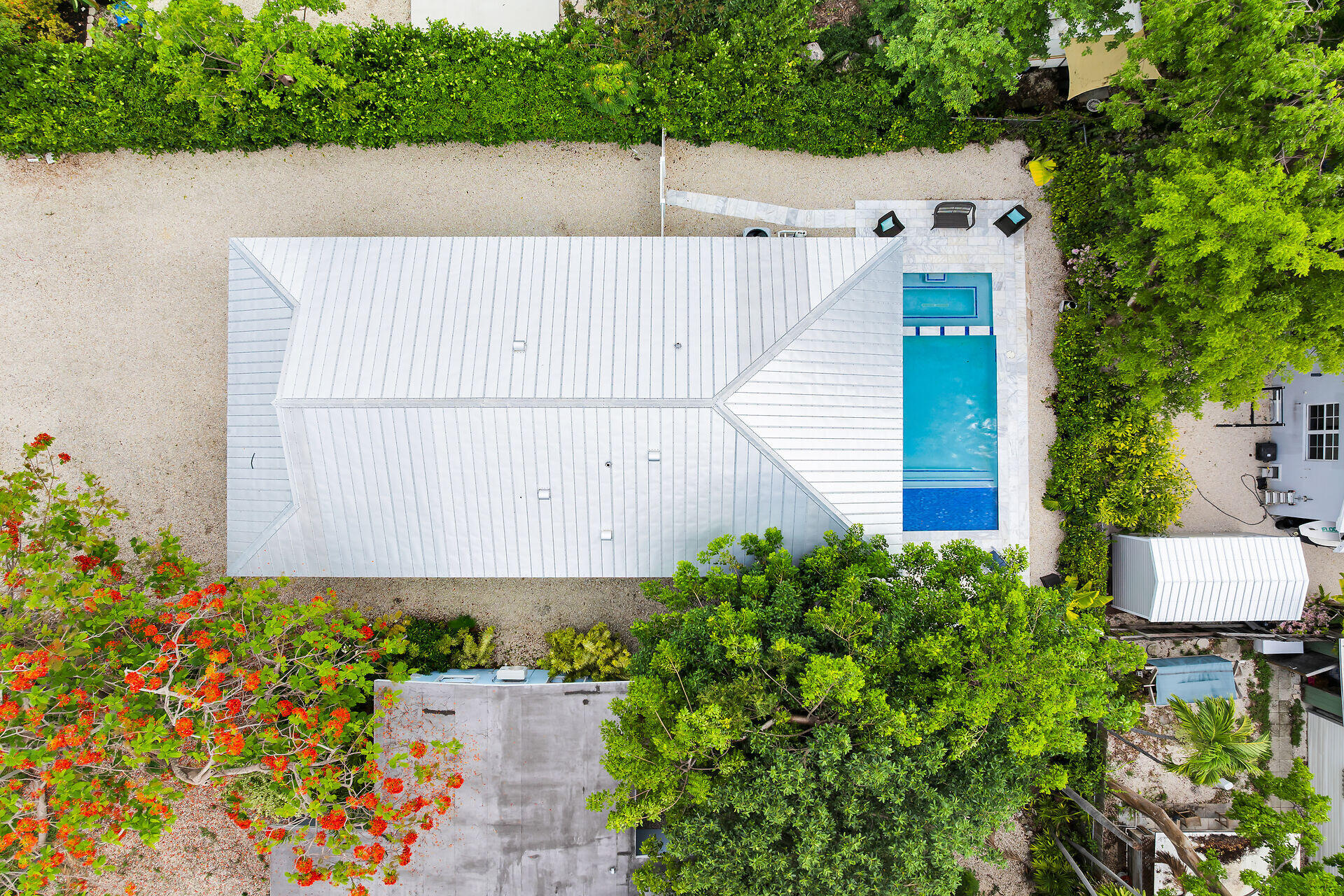 811 La Paloma Road