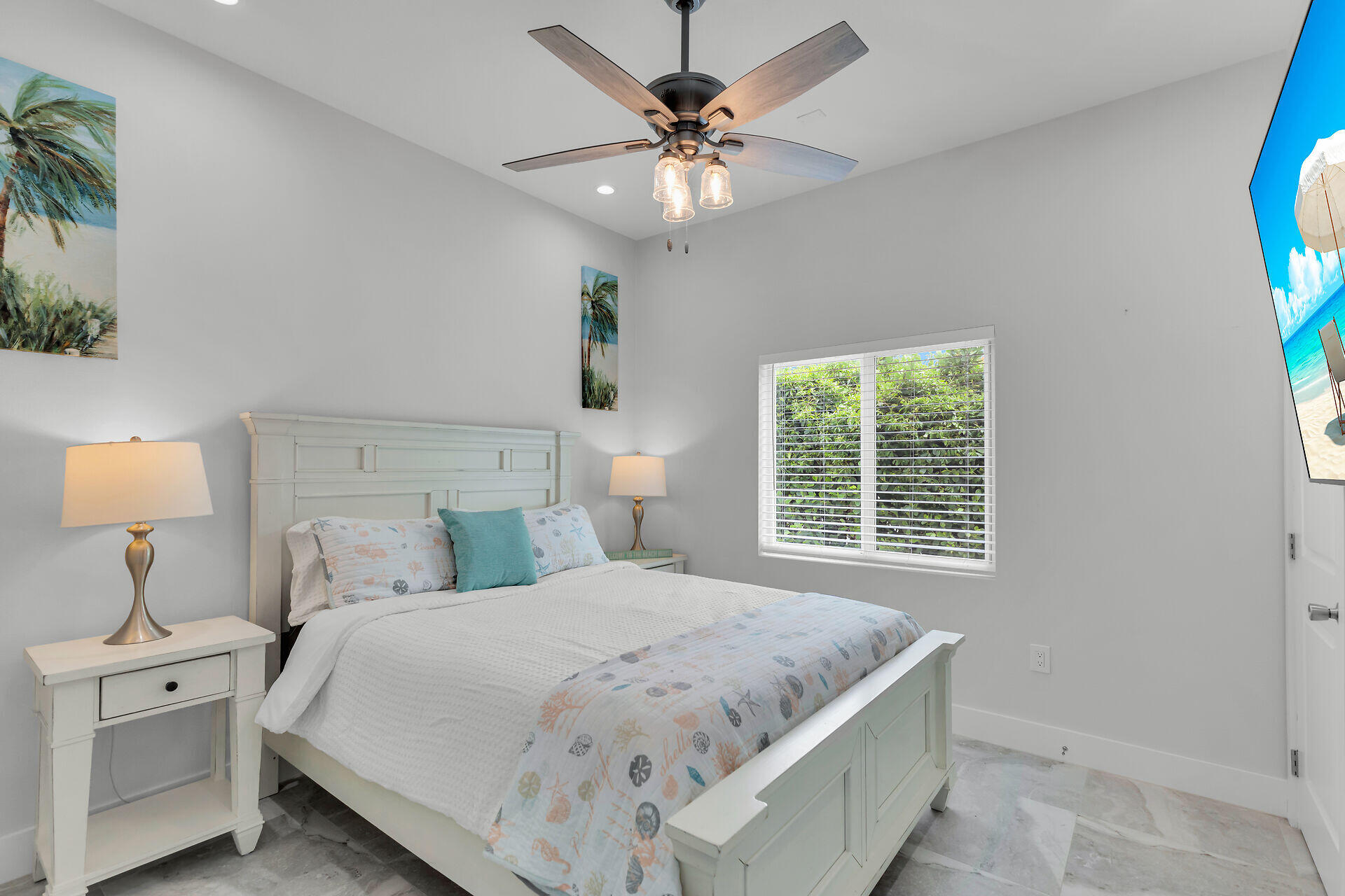 811 La Paloma Road