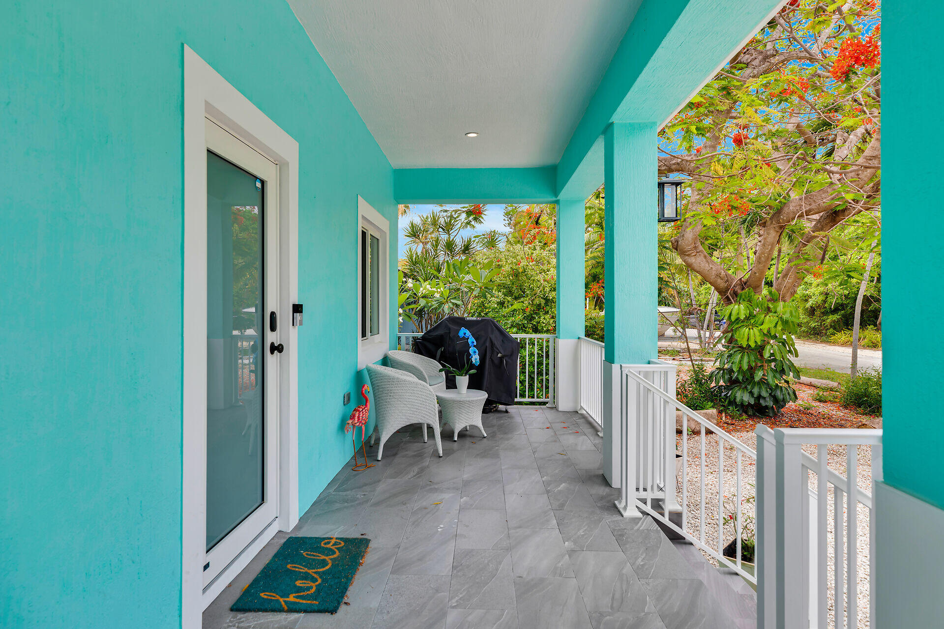 811 La Paloma Road