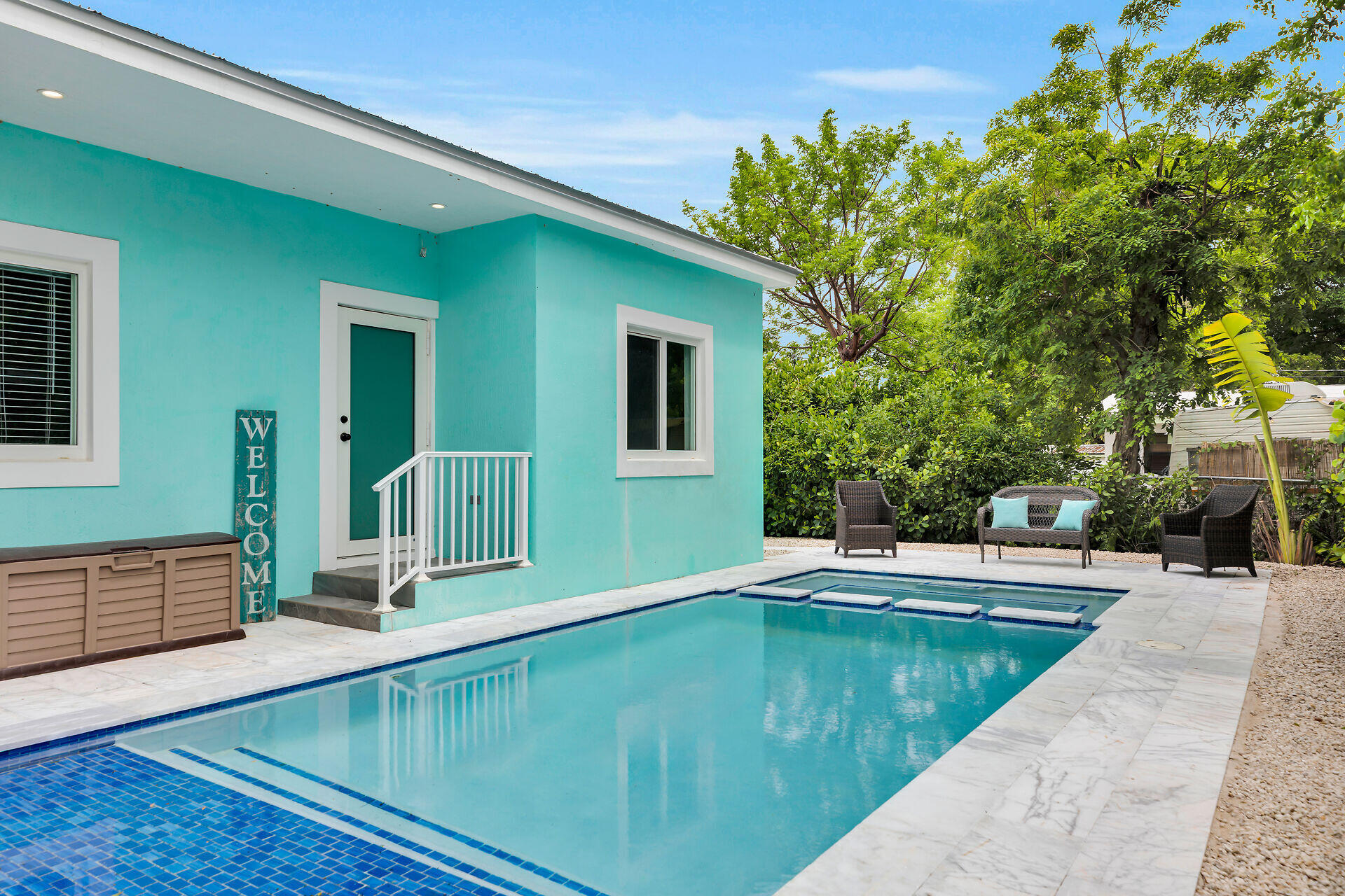811 La Paloma Road