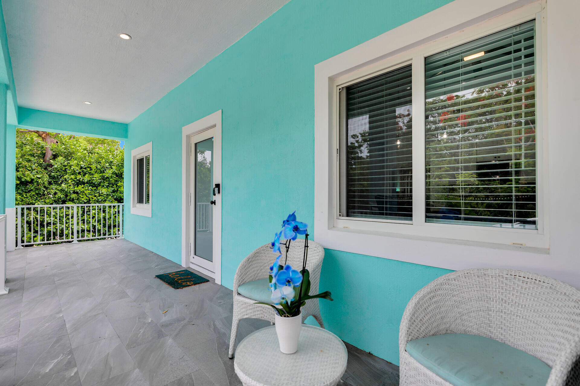 811 La Paloma Road