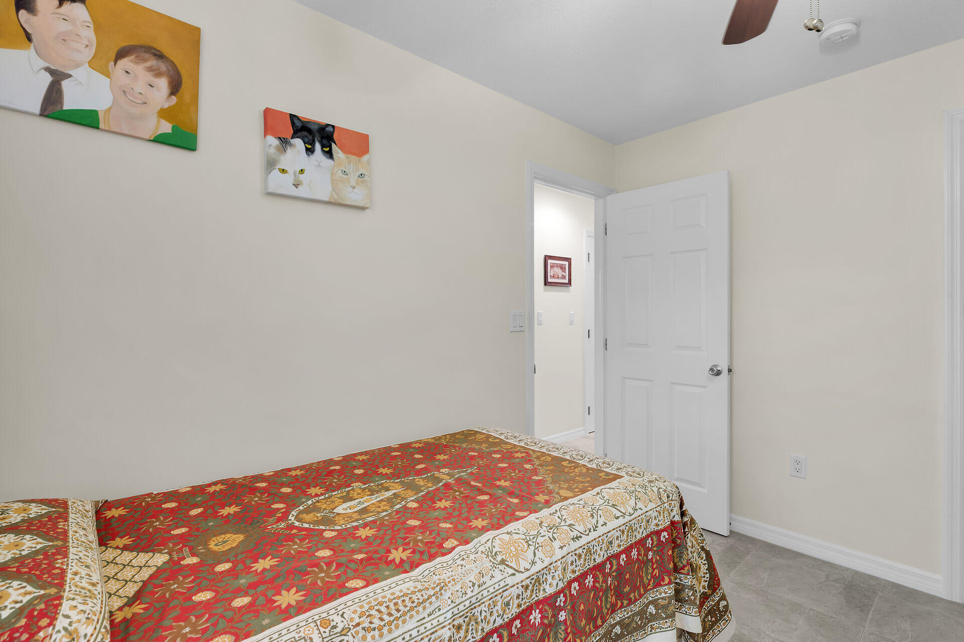 894 La Paloma Road