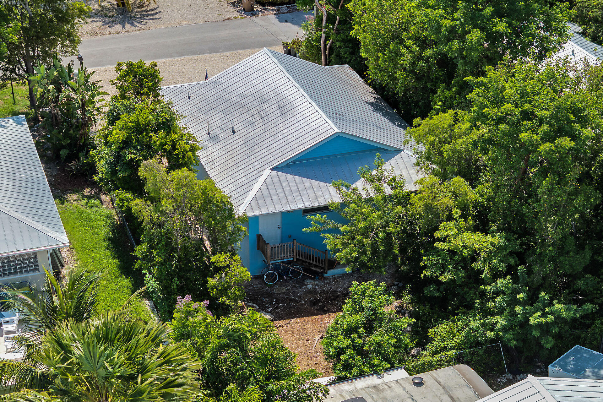 894 La Paloma Road