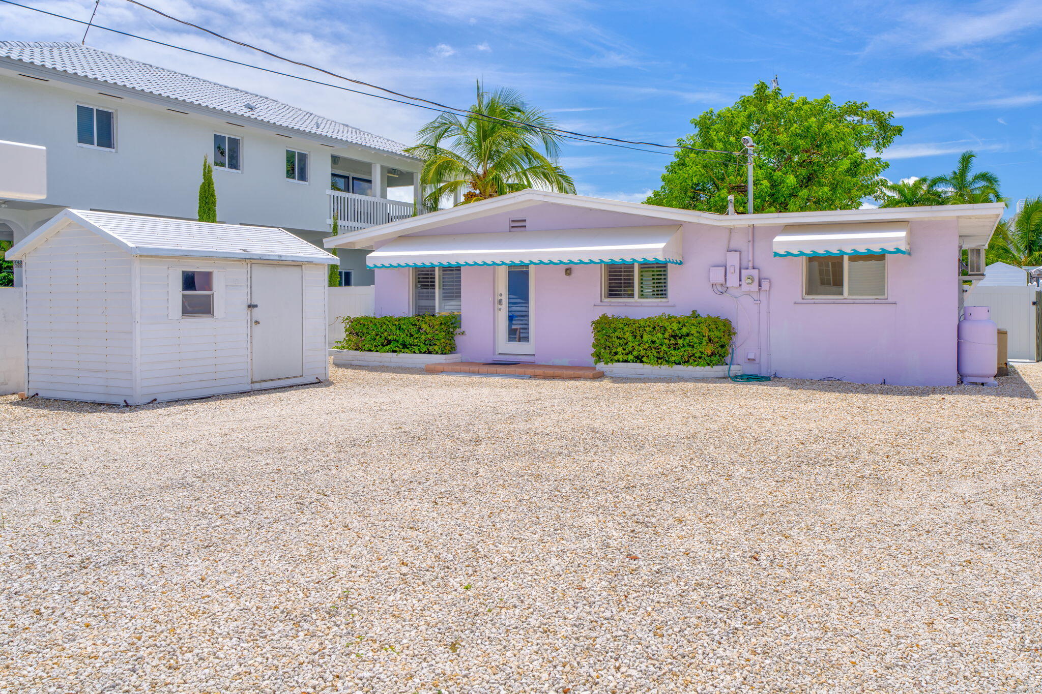 263 Azalea Street