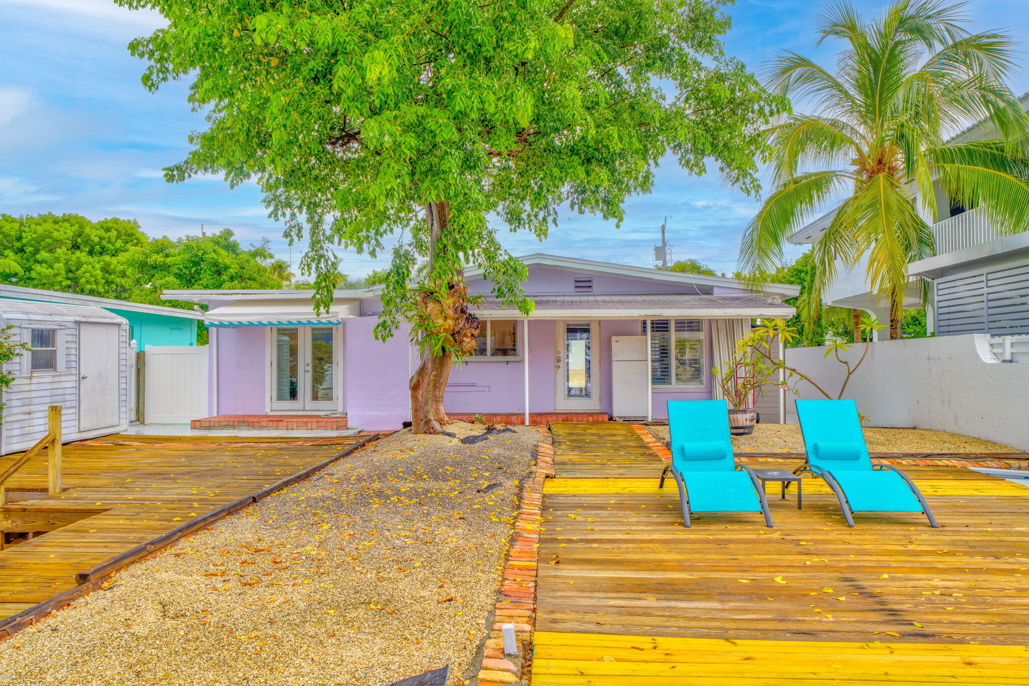 263 Azalea Street
