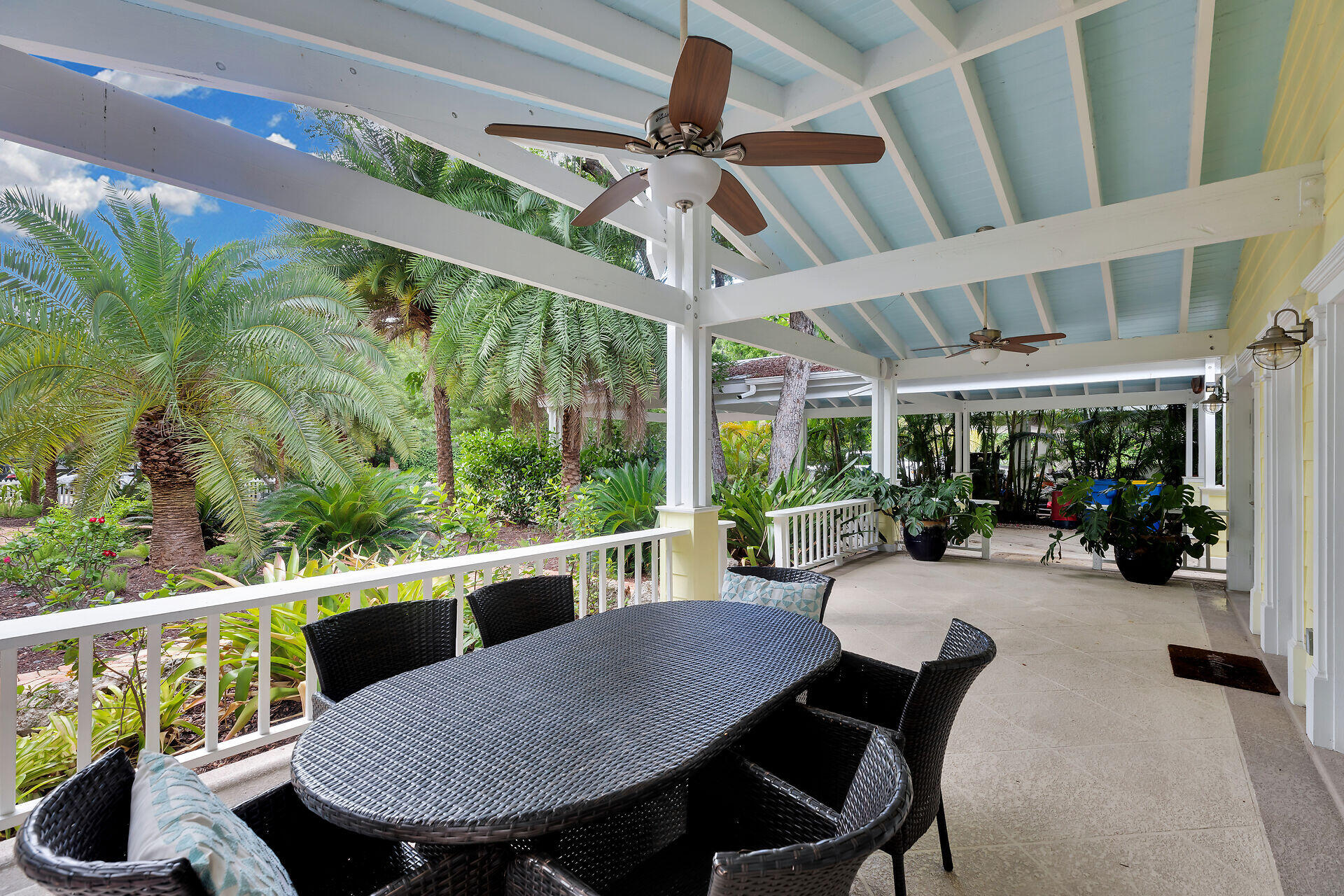 141 Plantation Boulevard