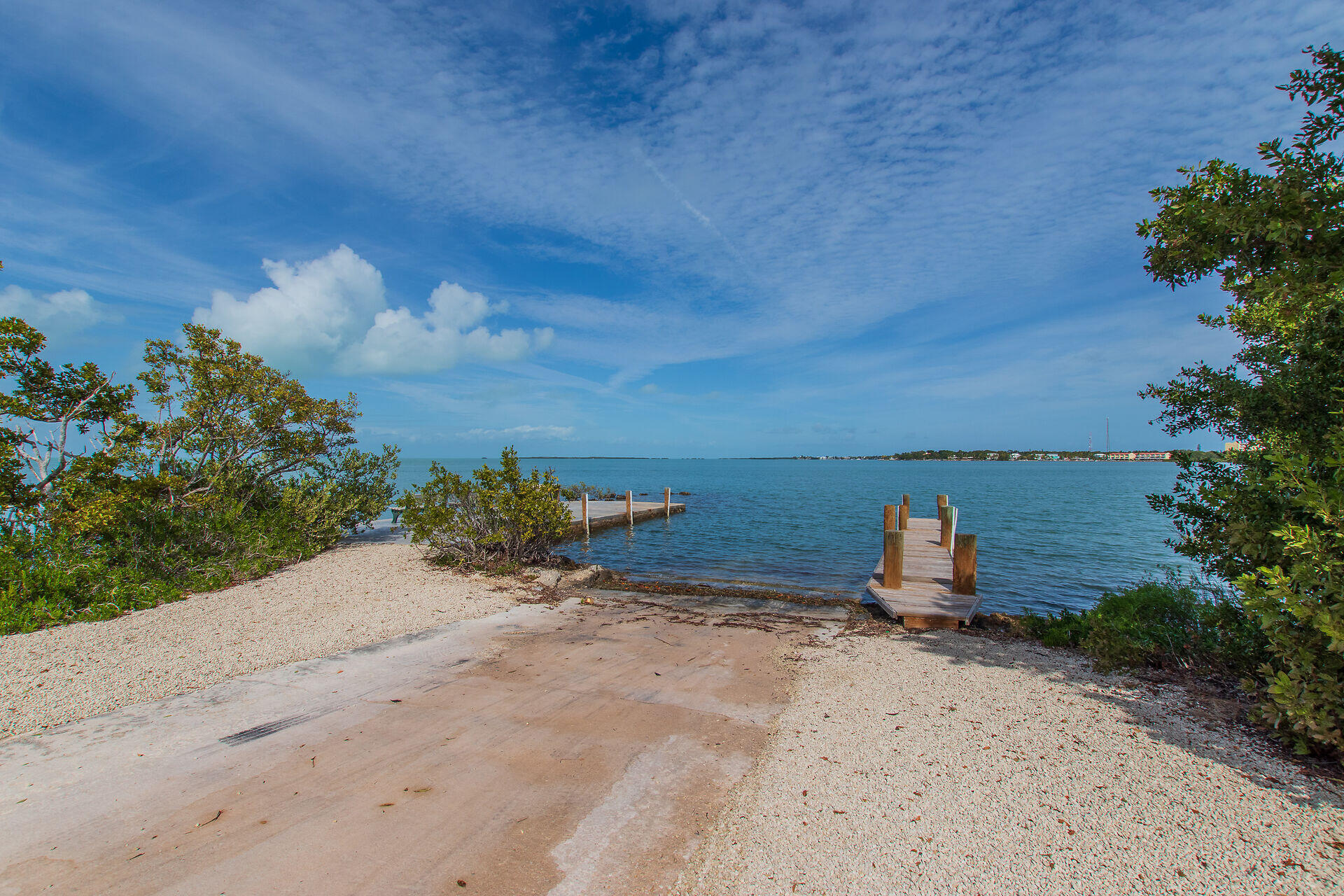 141 Plantation Boulevard
