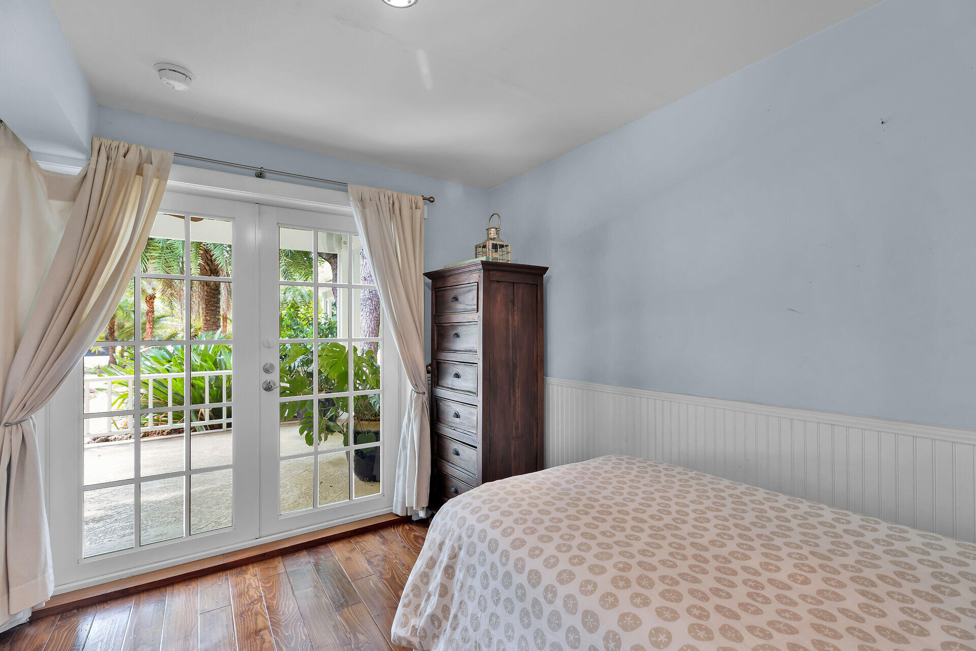 141 Plantation Boulevard