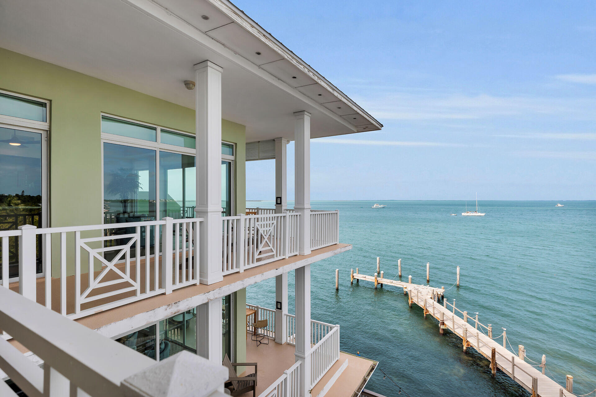 104000 Overseas Highway 2-5