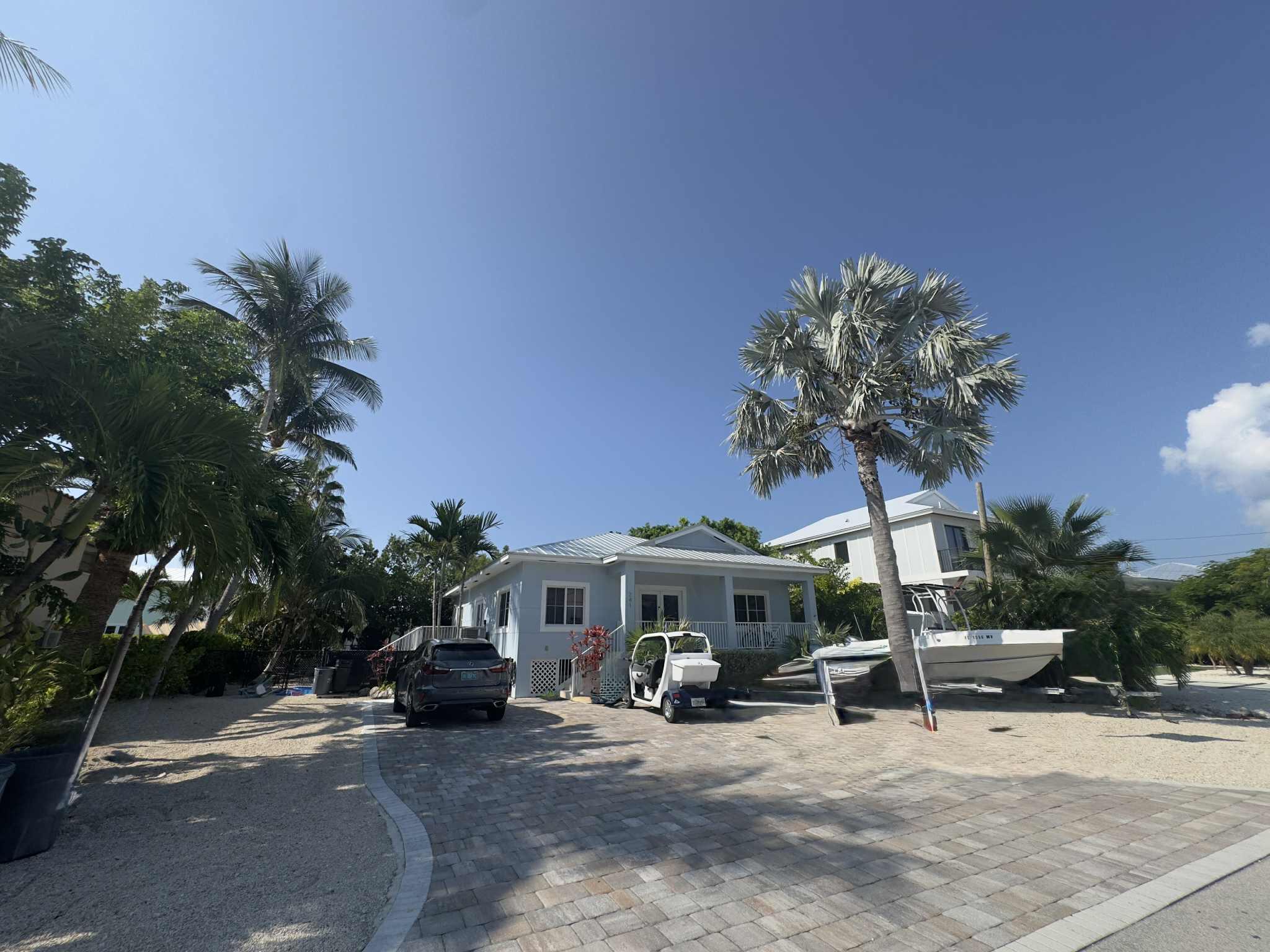 241 W Seaview Drive