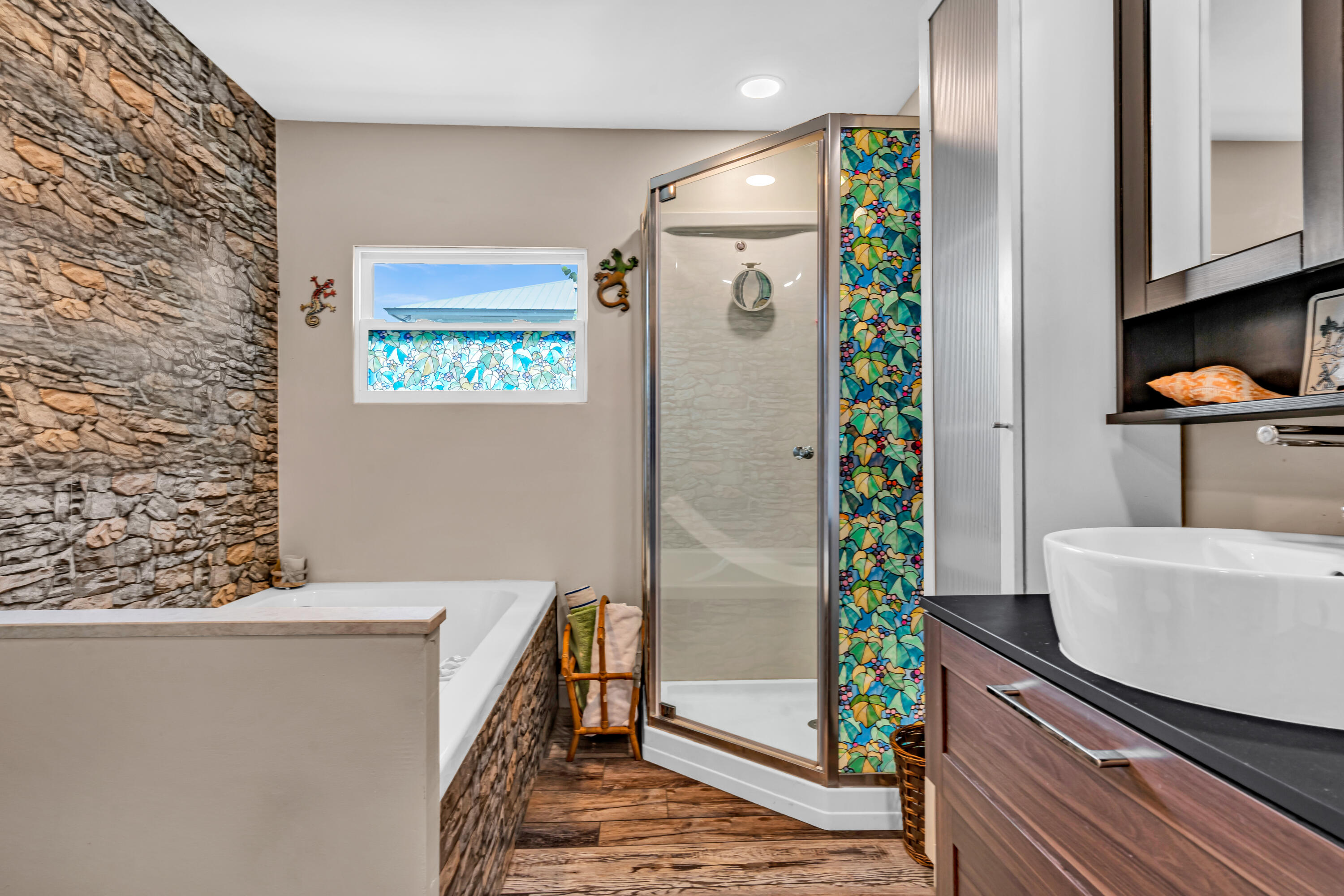 7 Avenue D