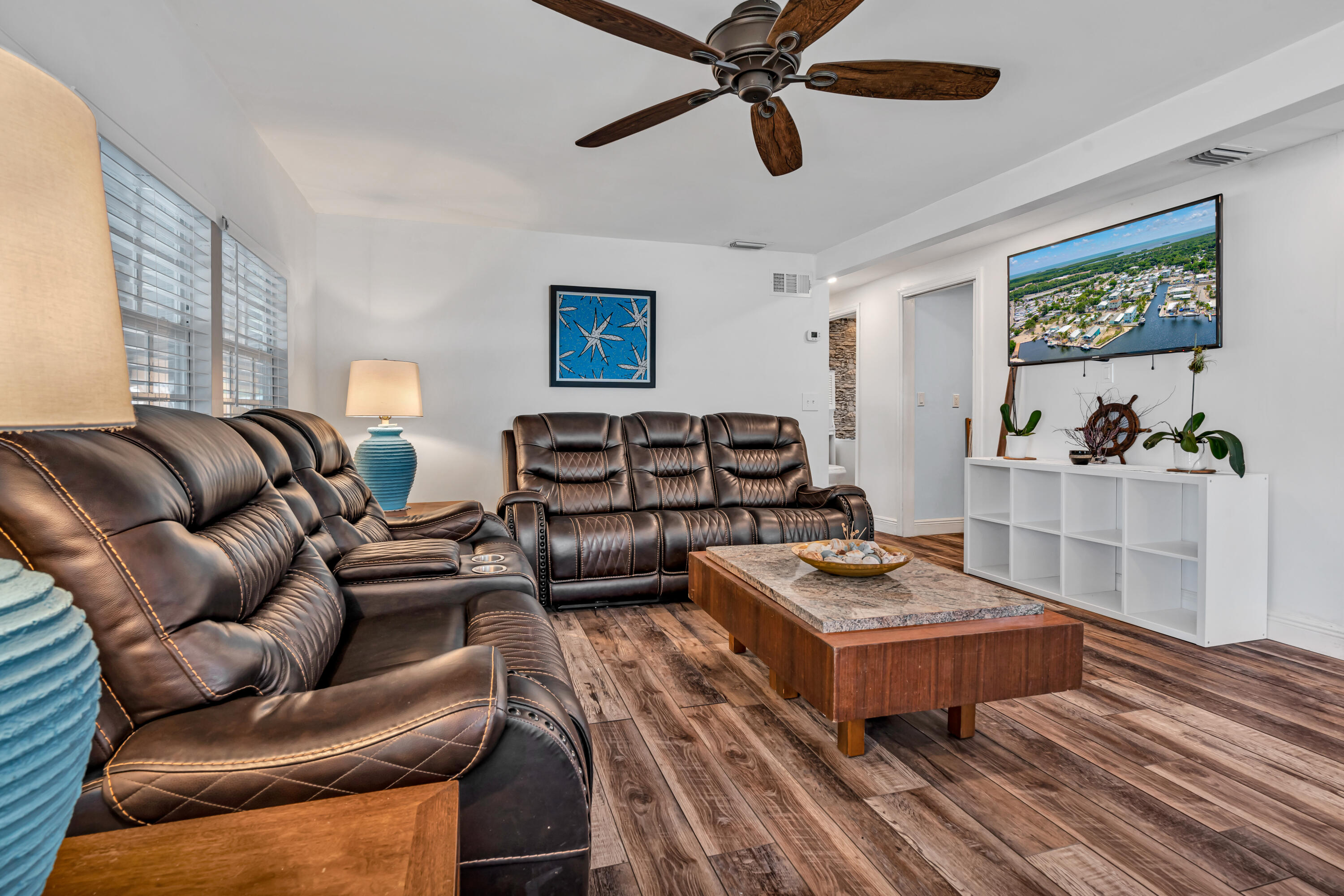 7 Avenue D