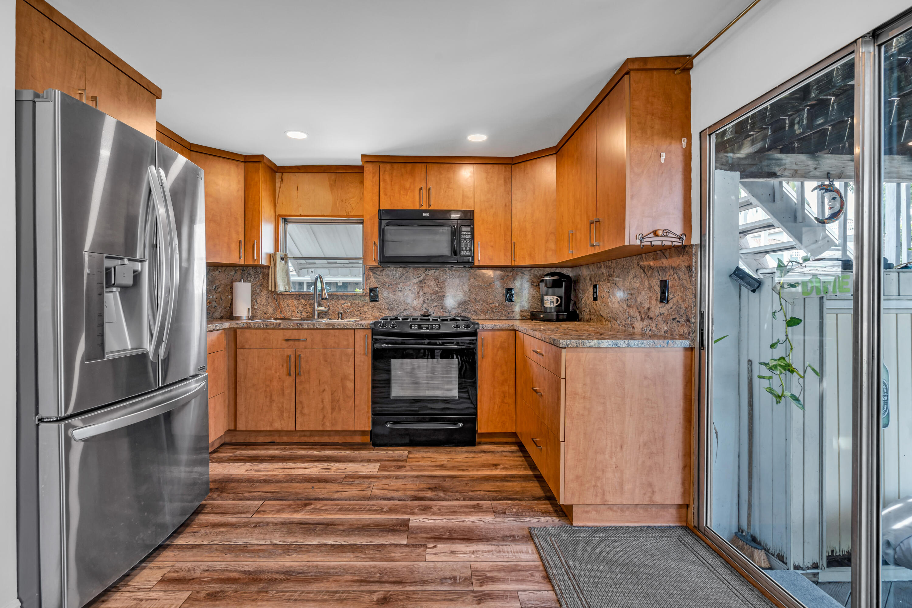7 Avenue D