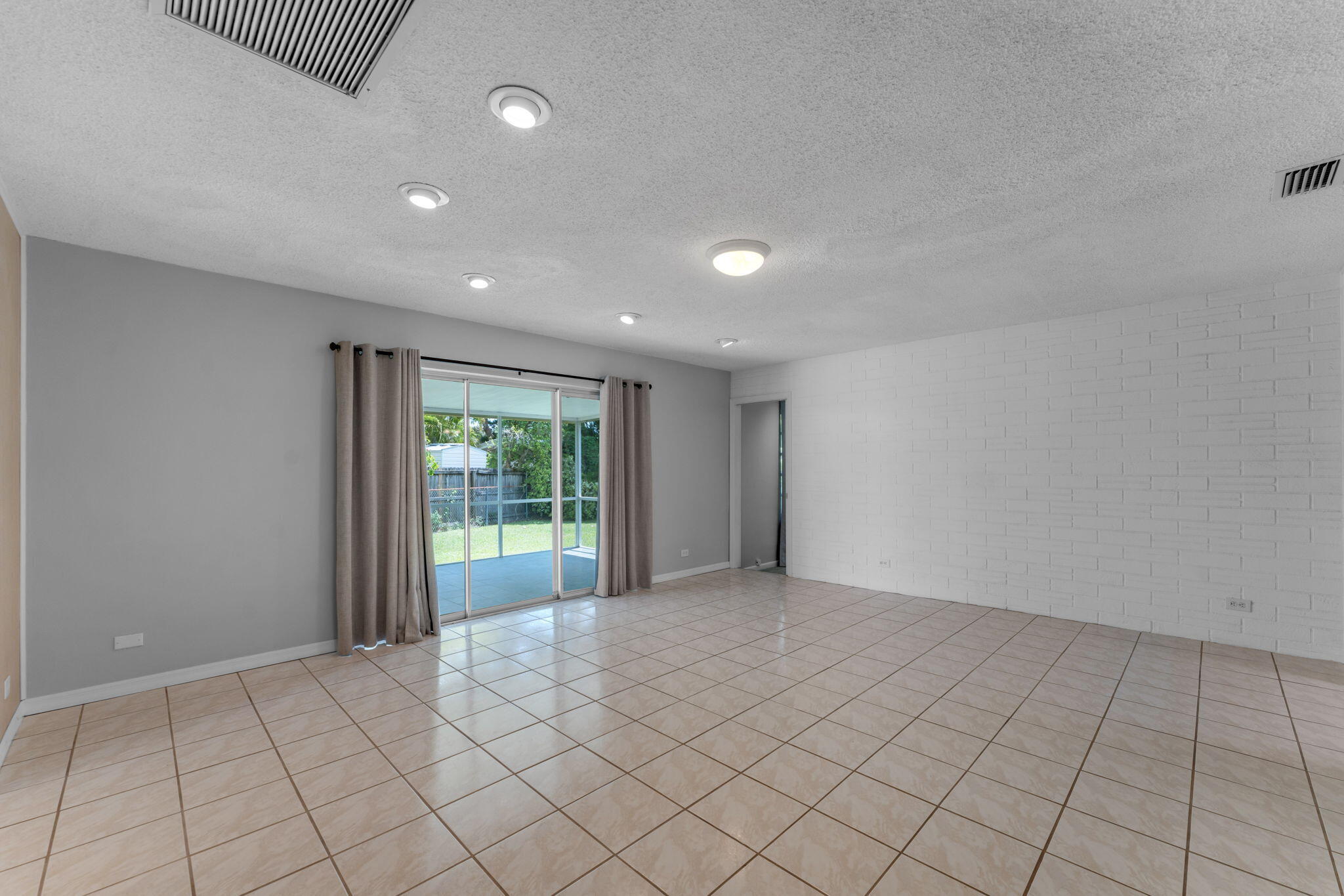 920 La Paloma Road