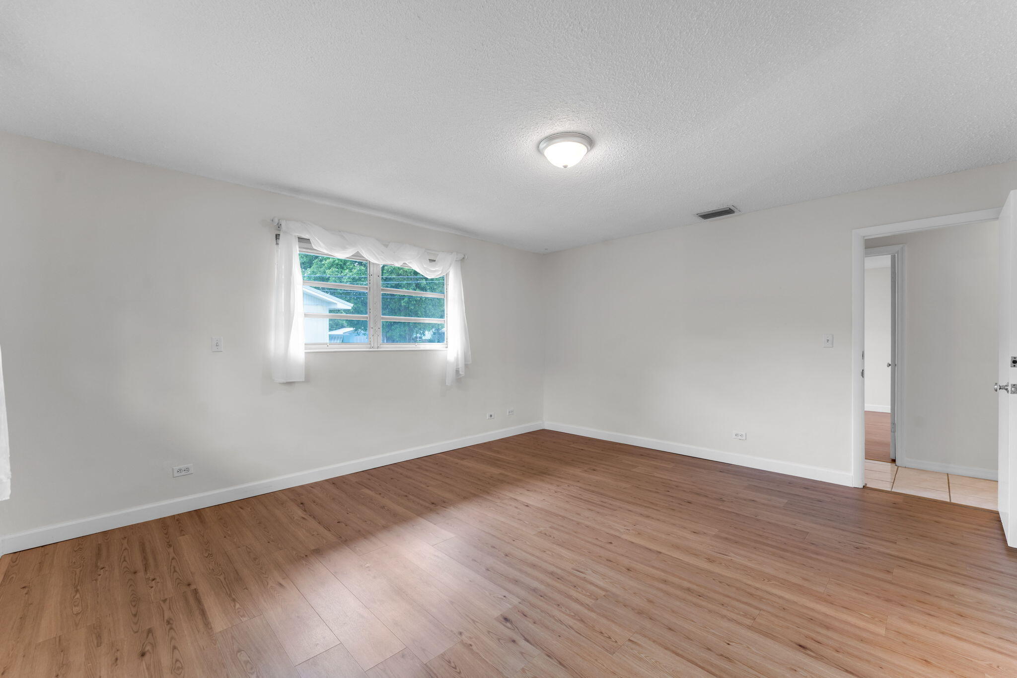 920 La Paloma Road