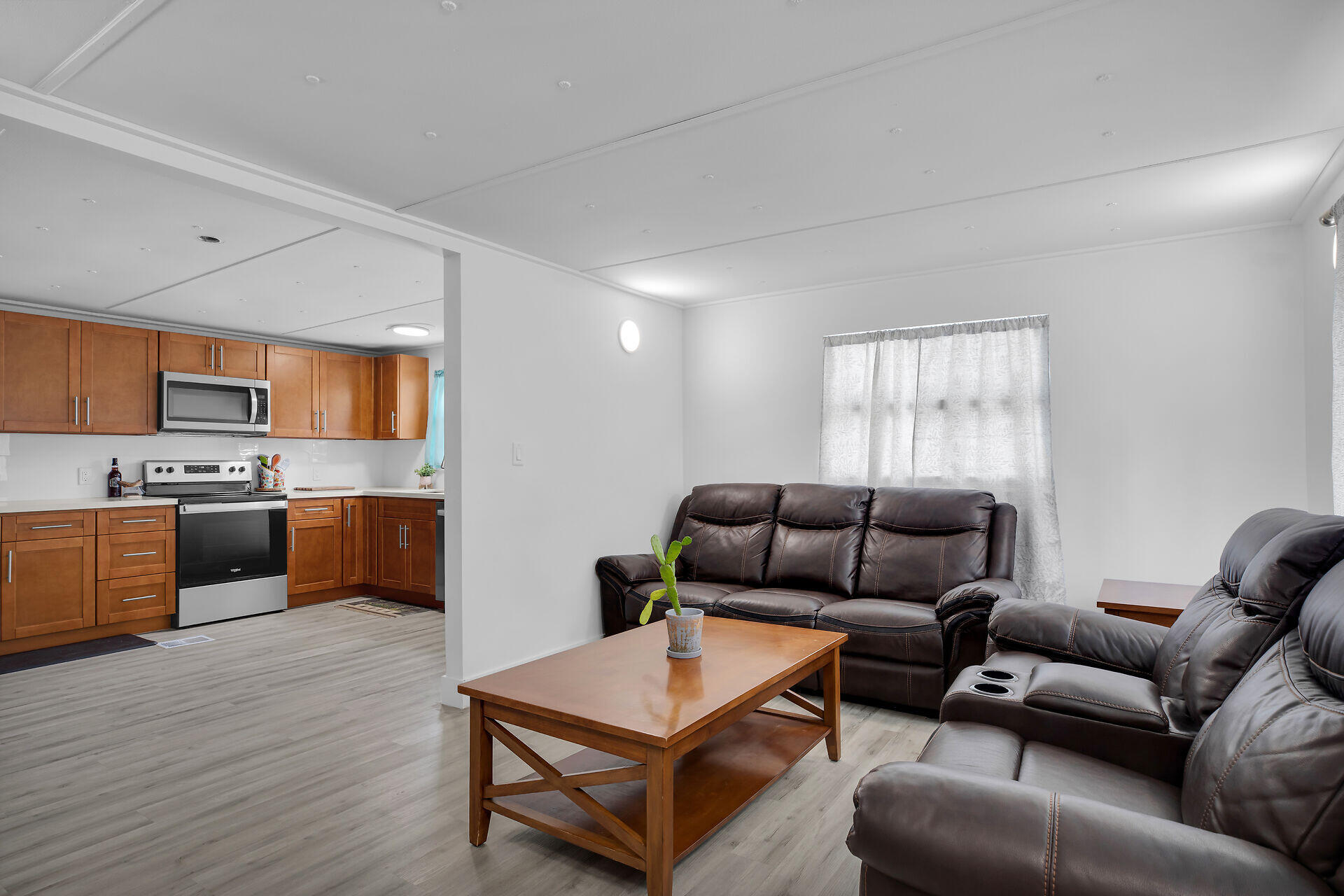 66 Hibiscus Lane