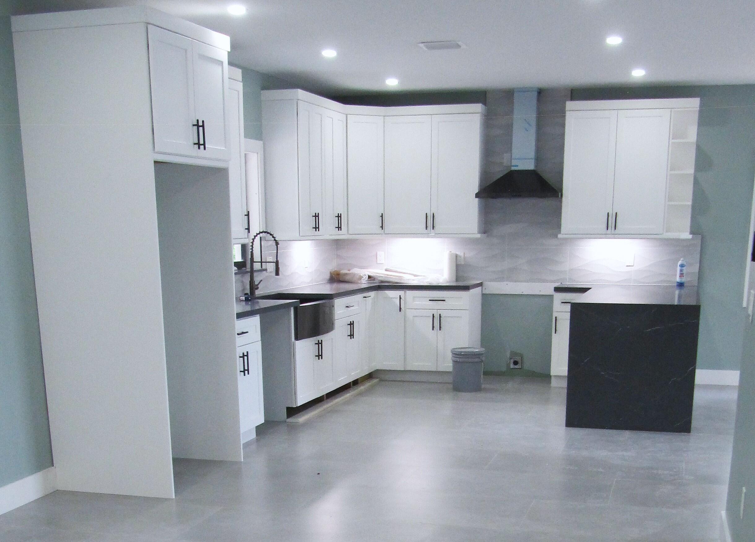 25 Abaco Road