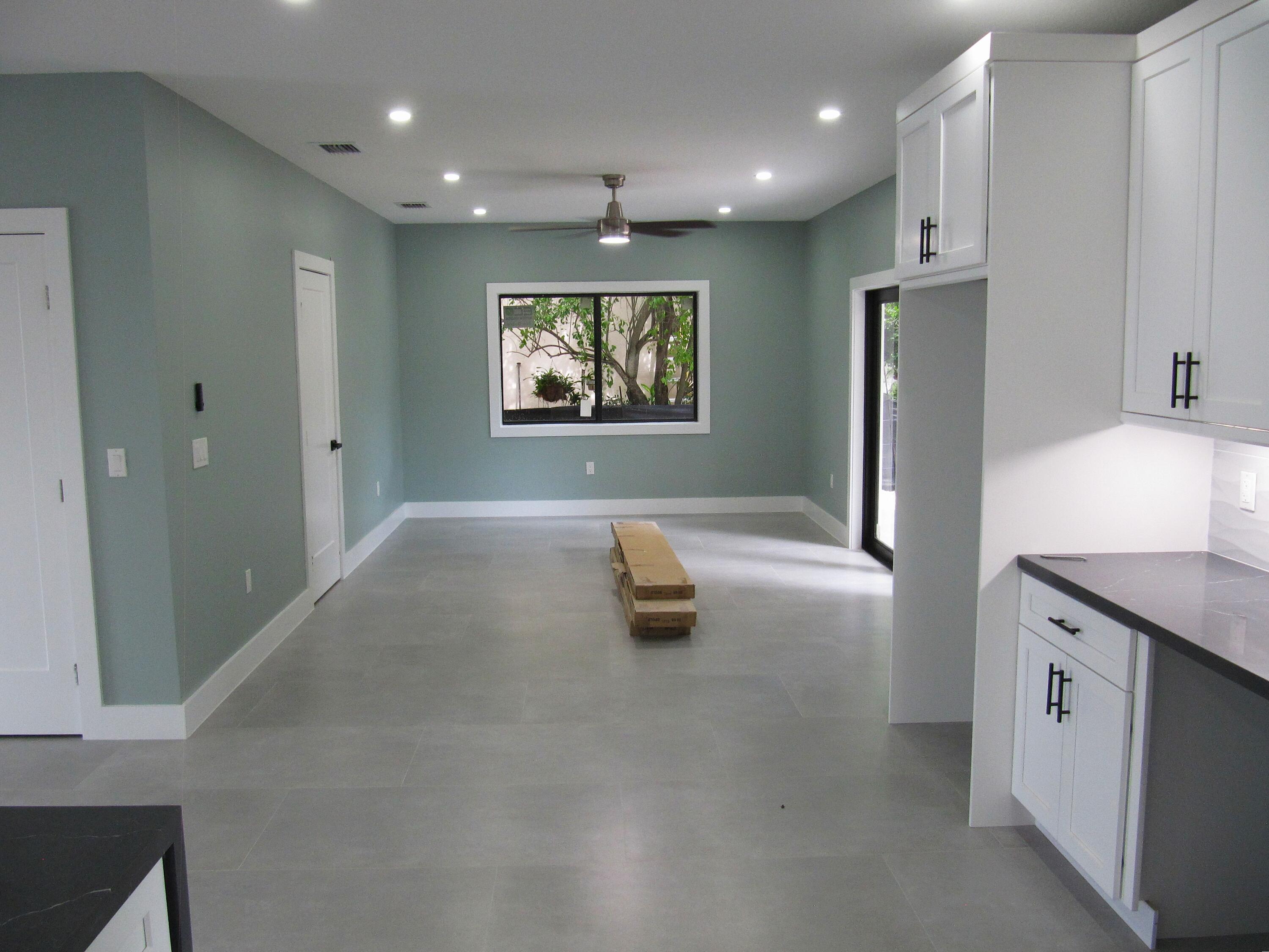 25 Abaco Road