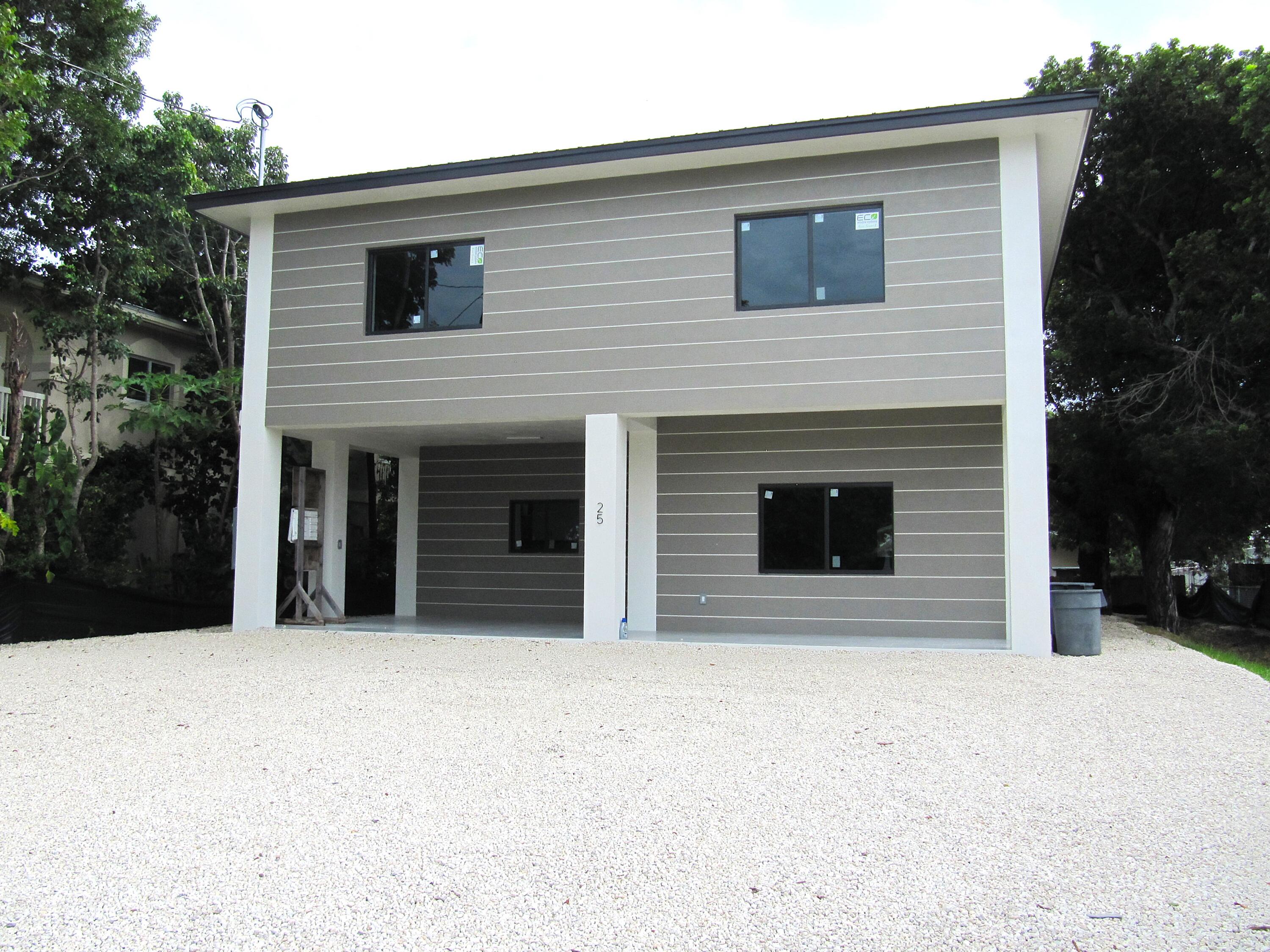 25 Abaco Road