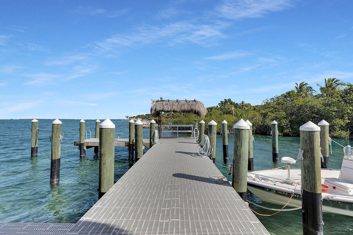 87200 Overseas Highway M2