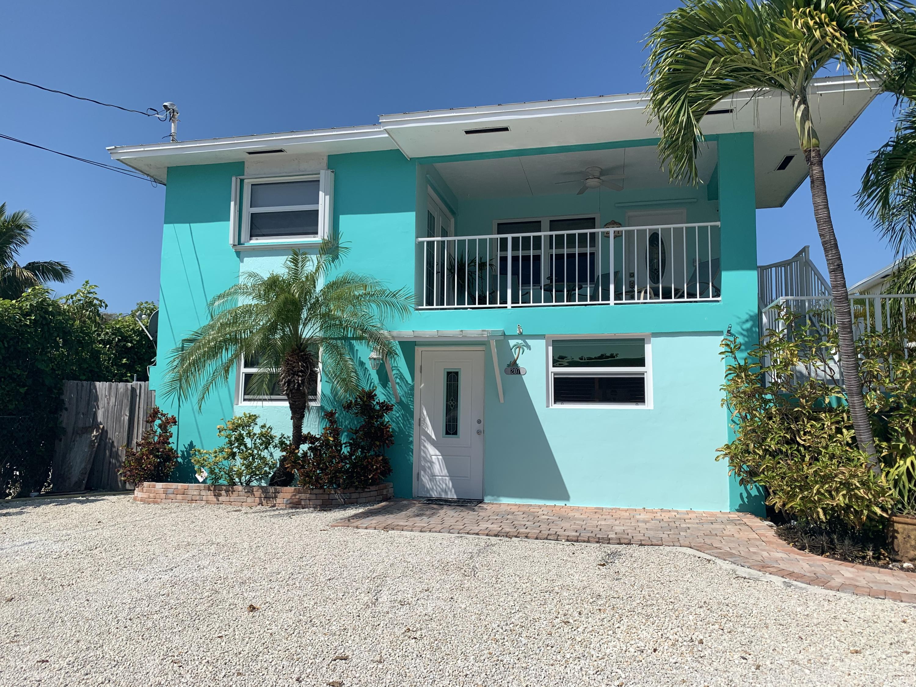 207 S Coconut Palm Boulevard