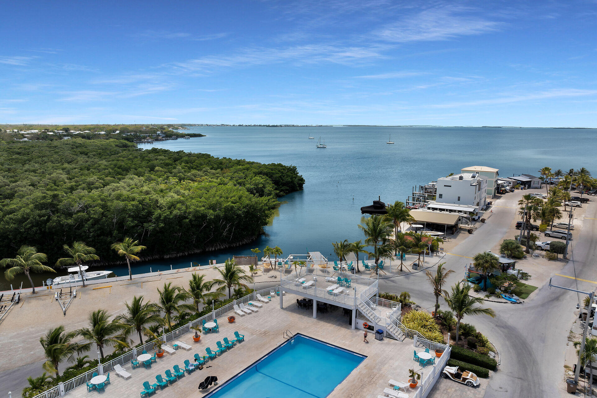 325 Calusa Street 250