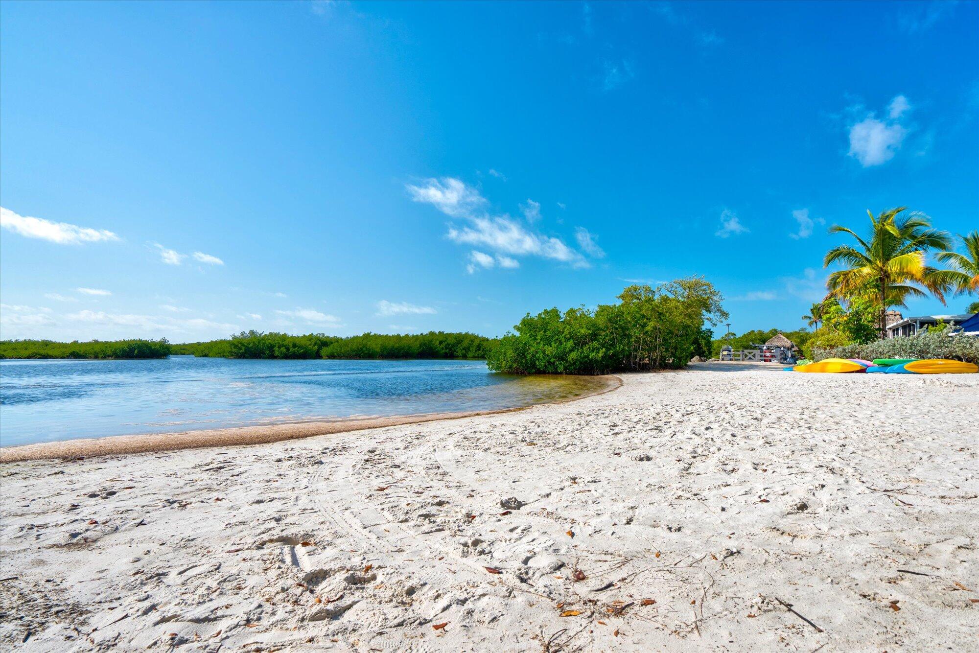 101551 Overseas Highway # 22