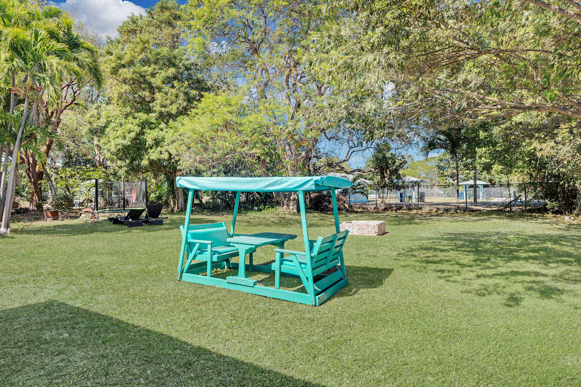 53 Hibiscus Lane