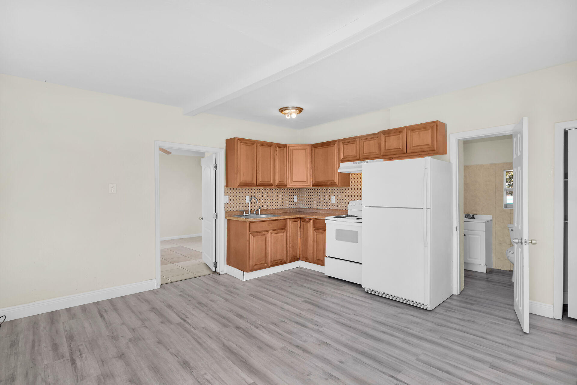 53 Hibiscus Lane