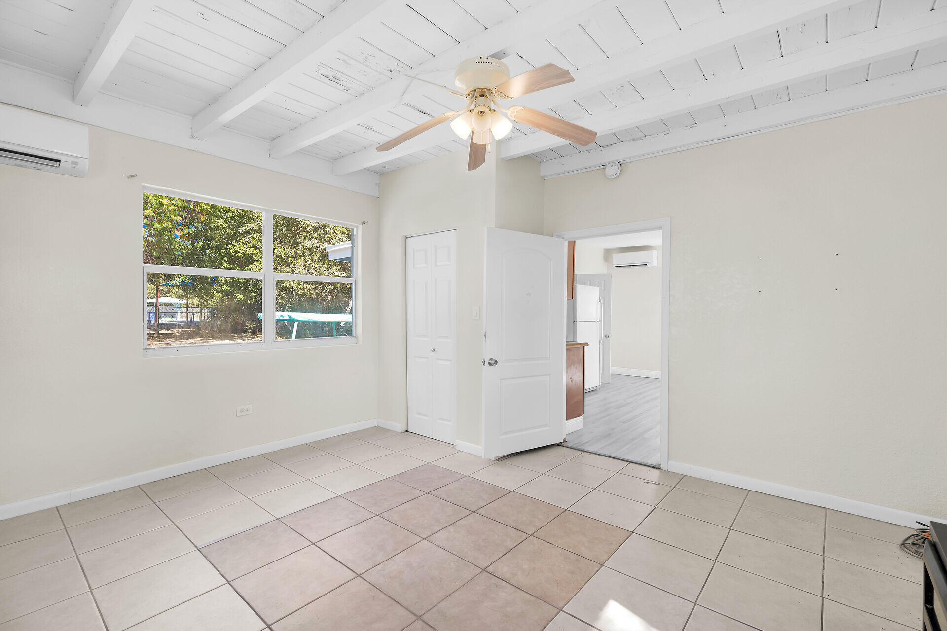53 Hibiscus Lane