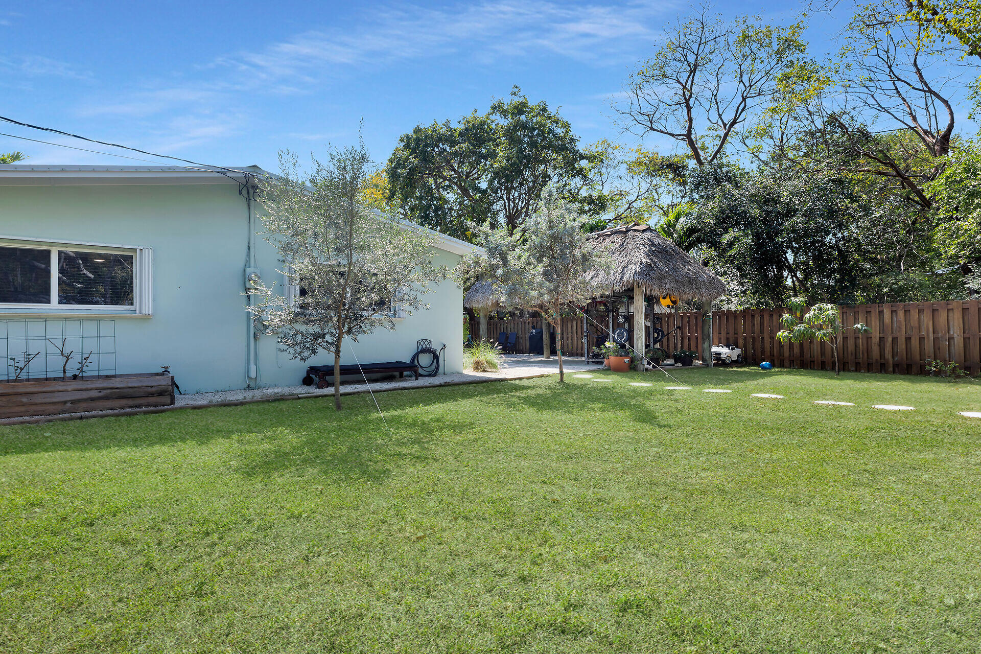1003 Gibraltar Road