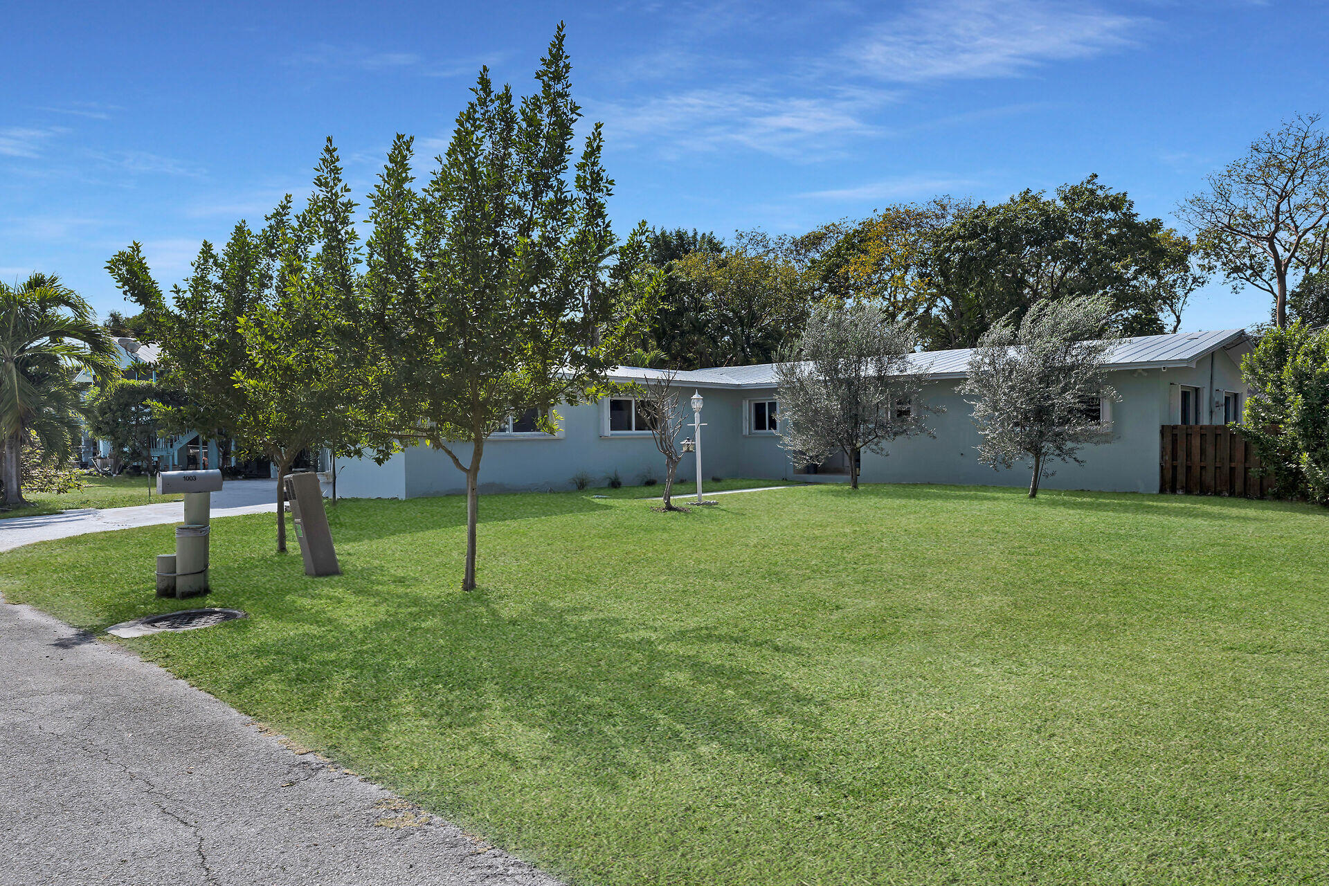 1003 Gibraltar Road